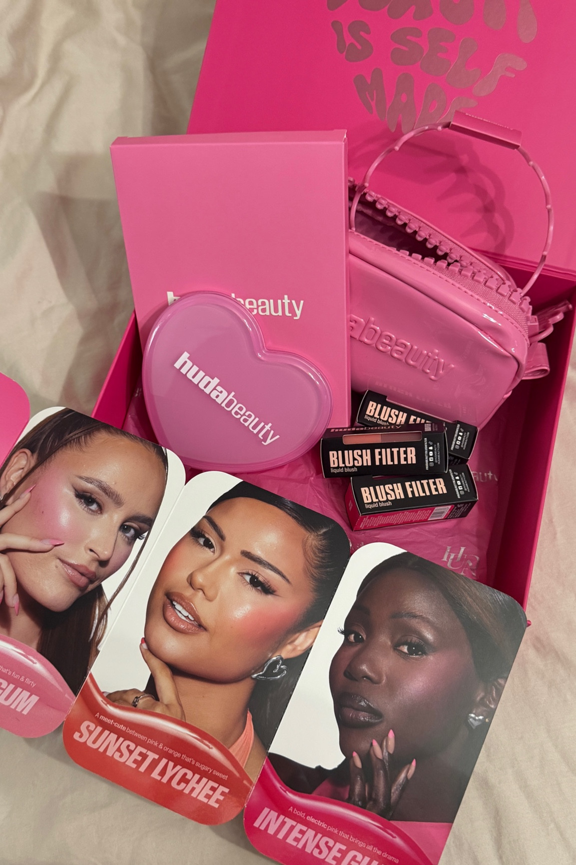 Huda Beauty blushes 

#LTKParties #LTKFindsUnder50 #LTKFindsUnder100