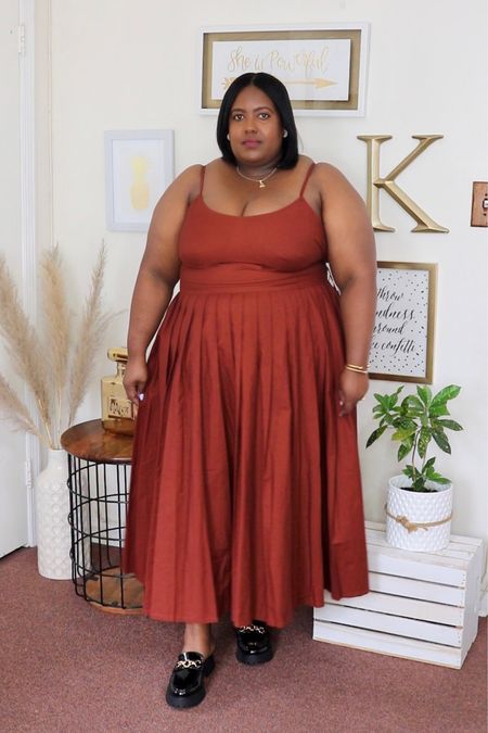 Target Strappy Pleated Midi Dress - Future Collective™ with Reese Blutstein

I am wearing a size 24 in this Dre’s but need a size 26 for a better fit in the bust area. Runs small definitely need to size up. 

#LTKSeasonal #LTKcurves #LTKunder50