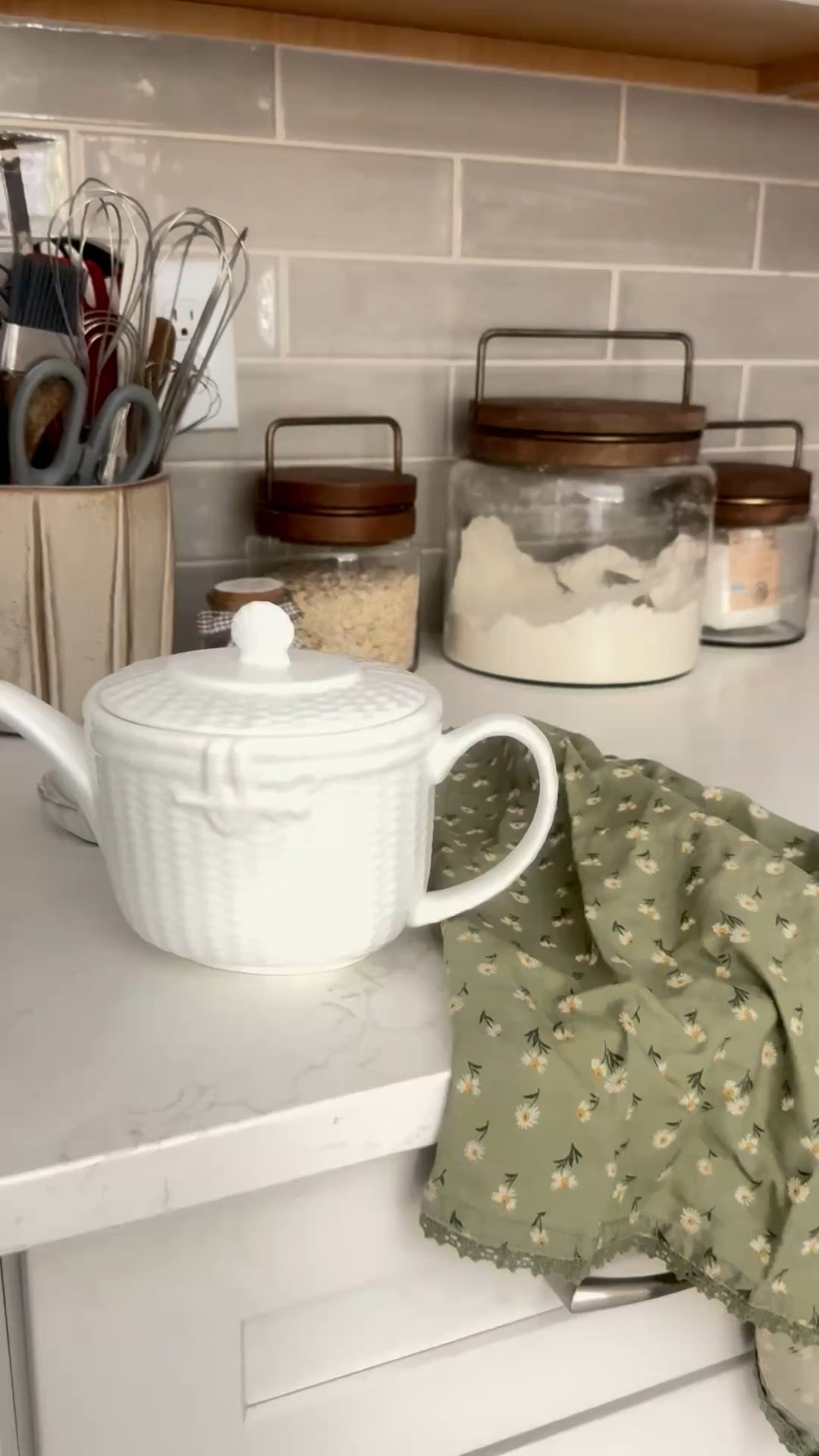 I’ve been adding to my collection of white china and the latest addition is this teapot!  It’s timeless, has that coastal casual elegance. Looks like it would be used in a Nancy Meyers movie. 

#LTKHome #LTKU