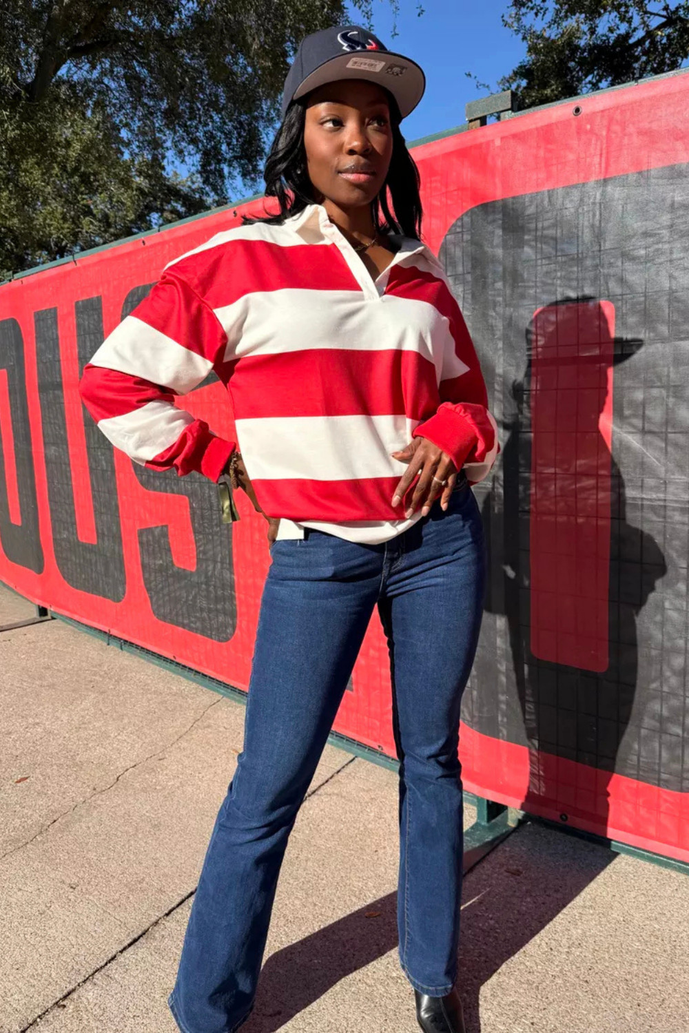 Get that effortless, cool-mom look with this sporty ensemble.
#RugbyShirt #FashionFinds #LTKStyle 

 #LTKCyberWeek #LTKootd #LTKFindsUnder100