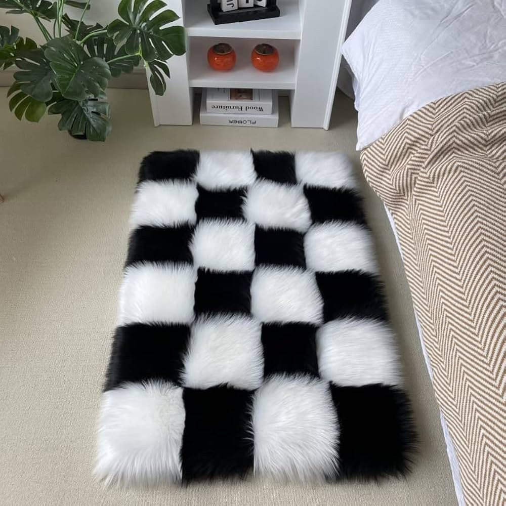 CKLZSAY Faux Fur Sheepskin Rug Super Soft Fluffy Plush Checkered Area Rug Bedroom Floor Children'... | Amazon (US)
