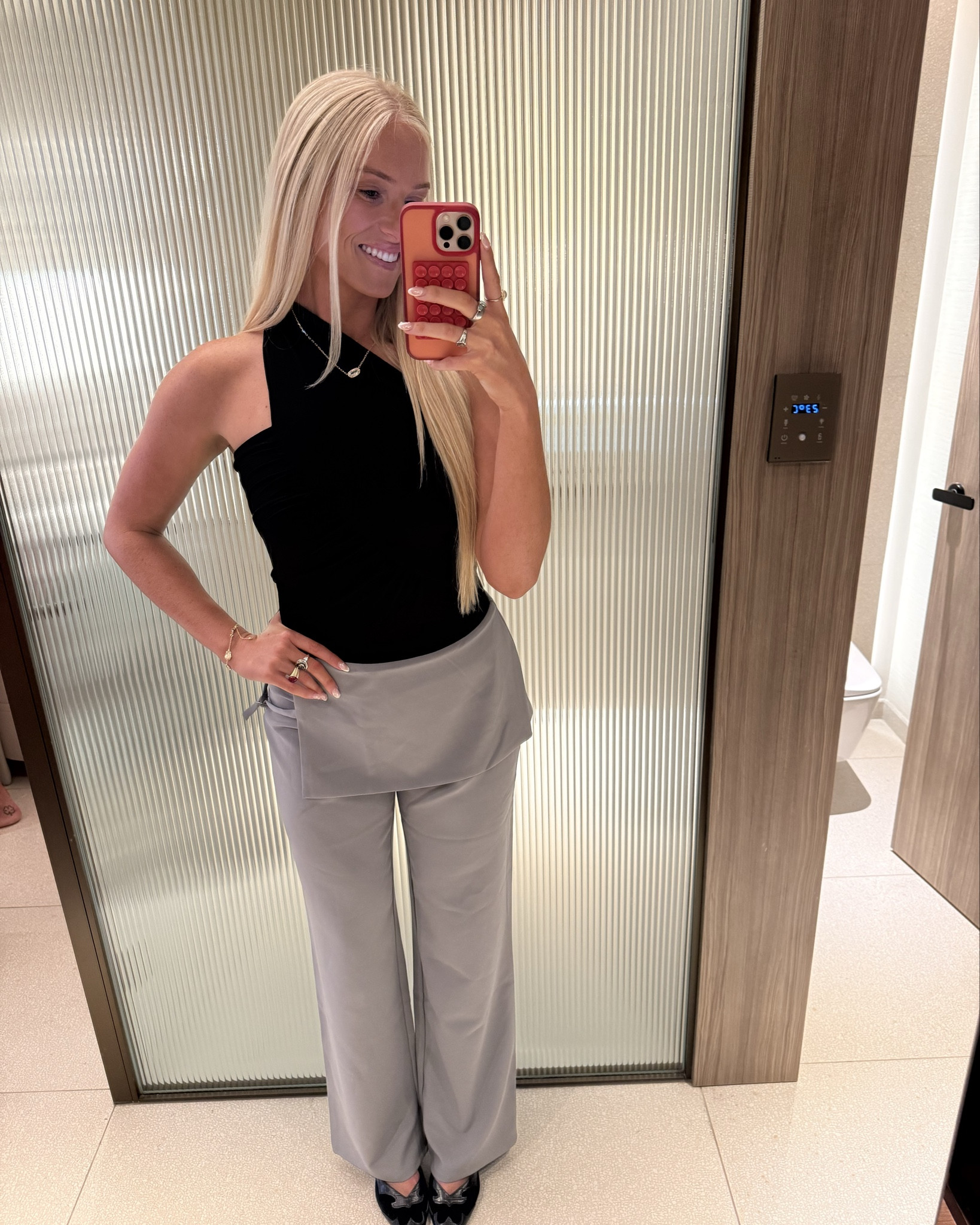 These pants are sooooo fun omg

#LTKTravel #LTKootd #LTKTall