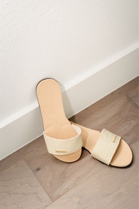 These are the most comfortable and cute slides 😍 I want them in every color now 

Sandals - shoes - summer shoes - summer looks - slides - beach shoes 

#LTKFindsUnder100 #LTKShoeCrush #LTKSeasonal