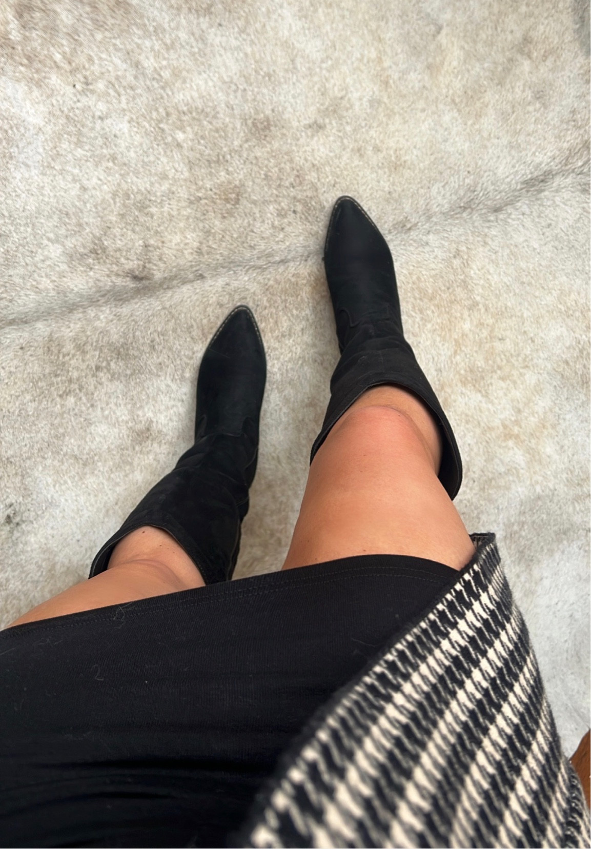 Amazon heeled boots 

#workwear #businesscasual #marshalls #corporate #trenchcoat 

#LTKunder50 #LTKworkwear #LTKshoecrush