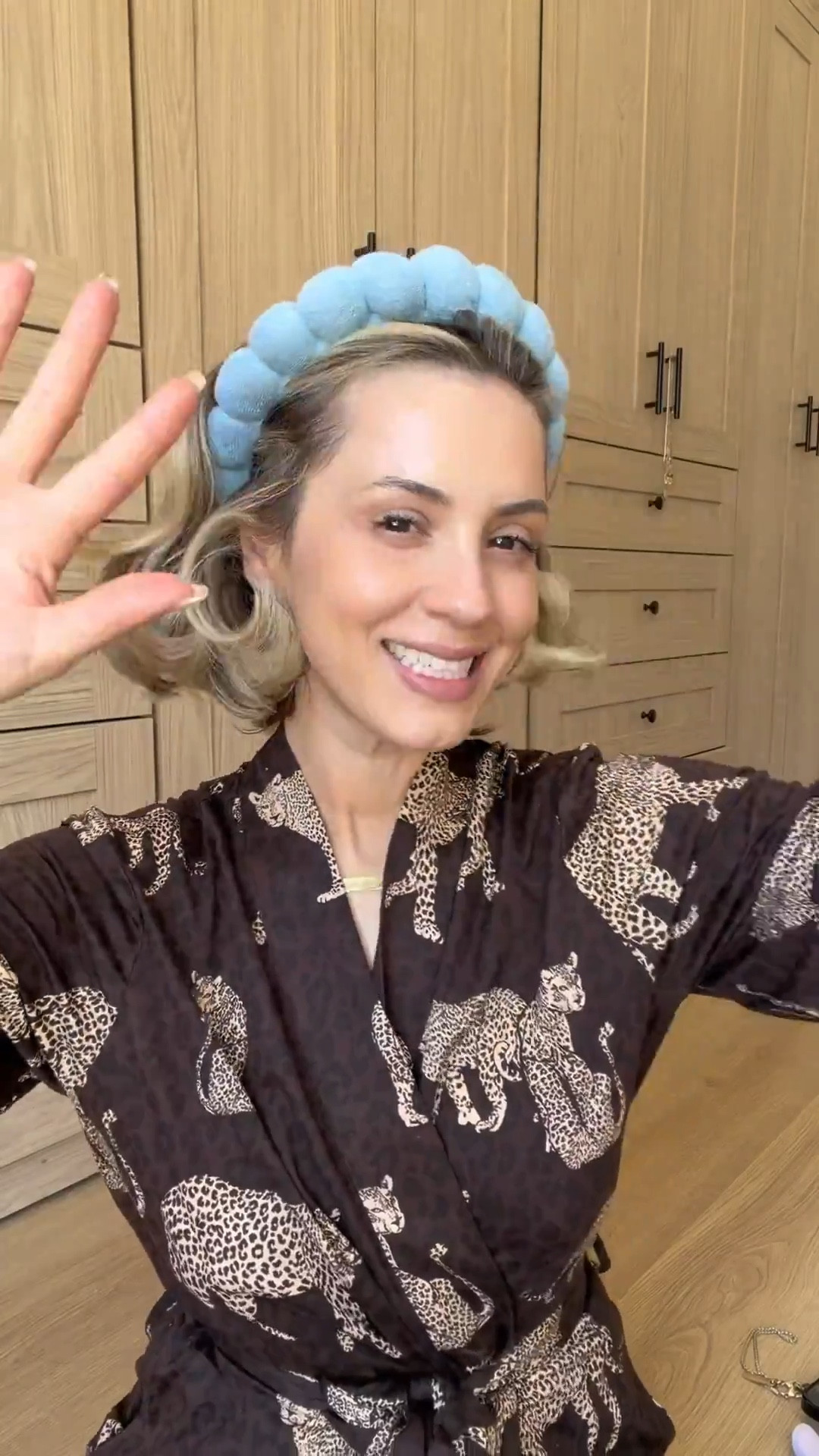 My makeup routine 😍🤗

#LTKBeauty #LTKselfcare #LTKU