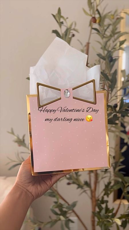 Hallmark Signature 7" Medium Gift Bag (Pink with Gold Border and Metallic Bow) for Mothers Day, Birthdays, Engagements, Valentines Day, Sweetest Day and More

#LTKGiftGuide #LTKbeauty #LTKVideo