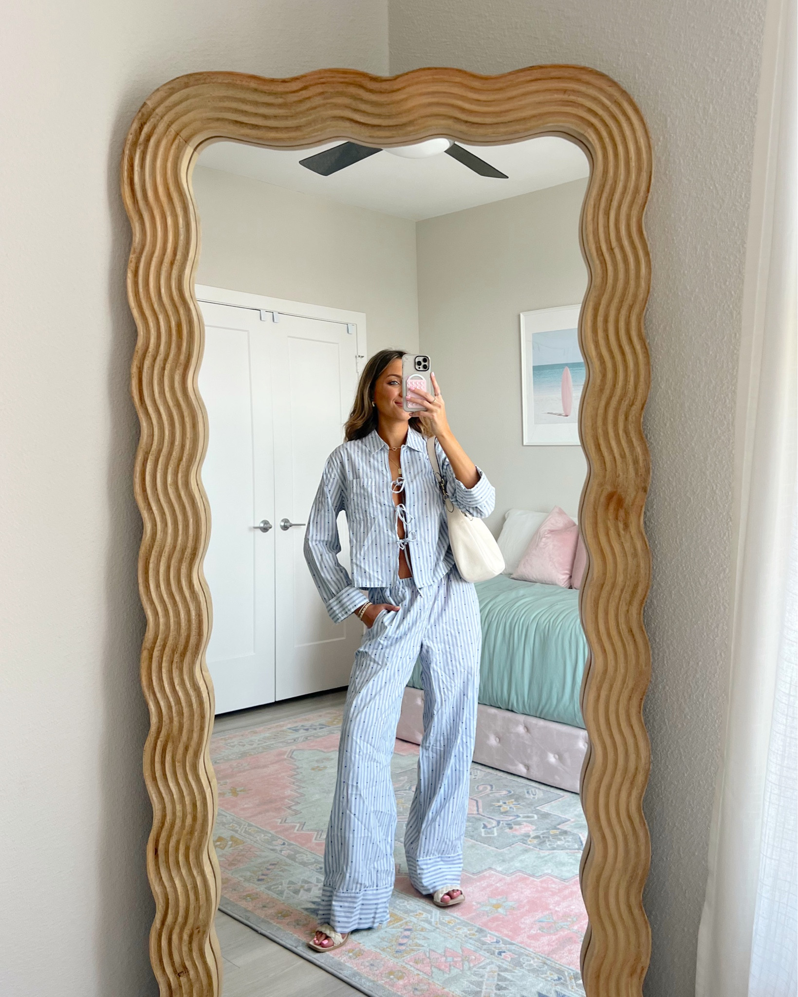 easy spring outfit idea from Aerie! love these new PJs for a spring outfit 💗