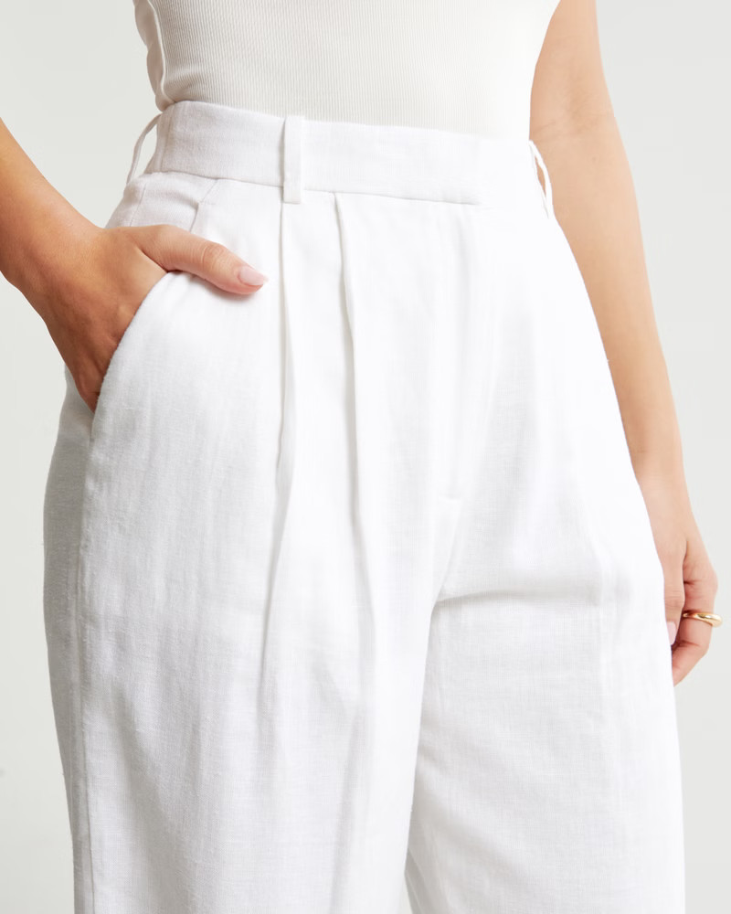 Women's Curve Love A&F Sloane Tailored Linen-Blend Pant | Women's Bottoms | Abercrombie.com | Abercrombie & Fitch (US)