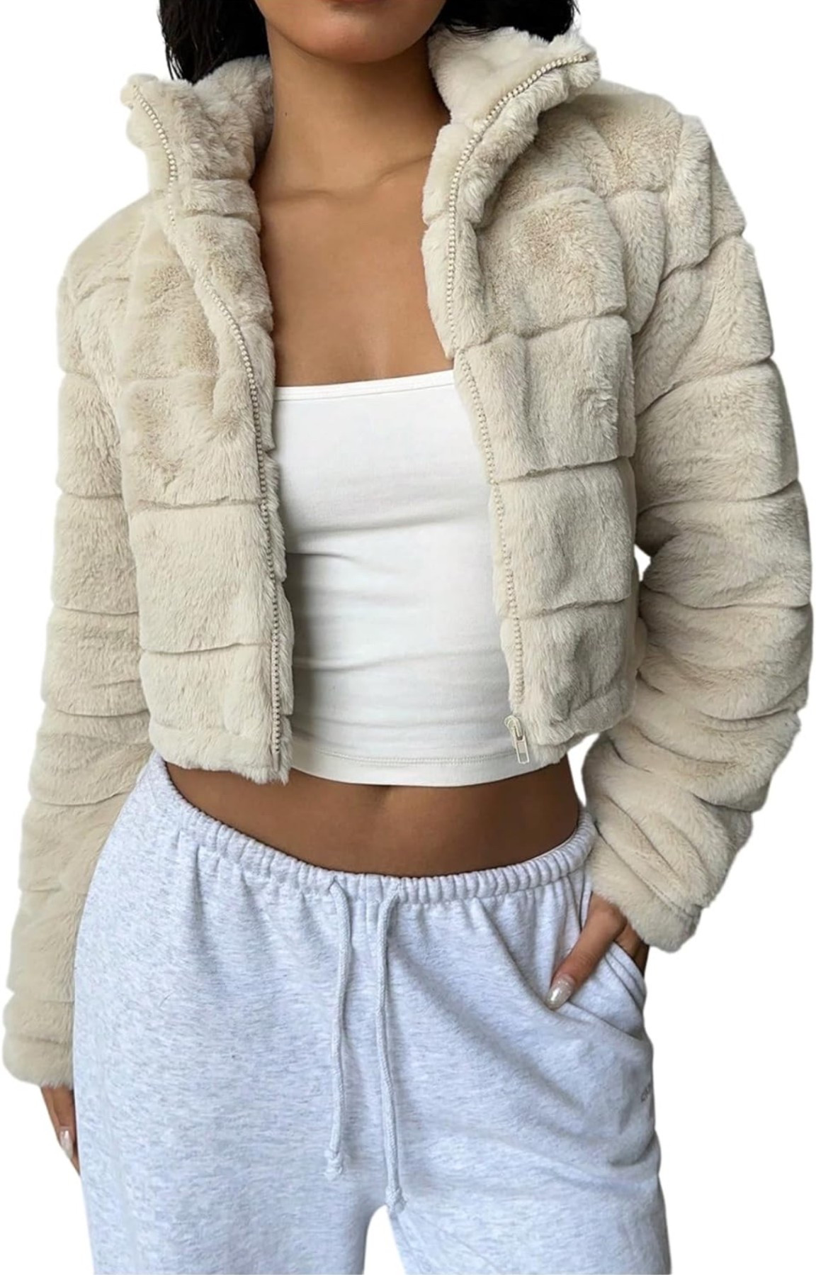 Cutest cropped faux fur jacket 

#LTKSeasonal #LTKPetite #LTKootd