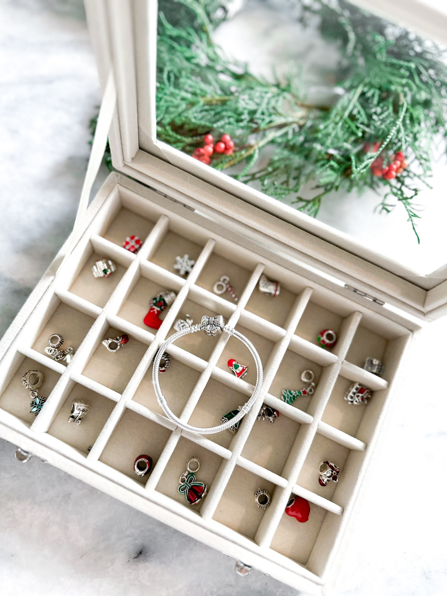 A bracelet advent calendar for the girlies! ❤️🎄

#LTKKids #LTKSaleAlert #LTKHoliday