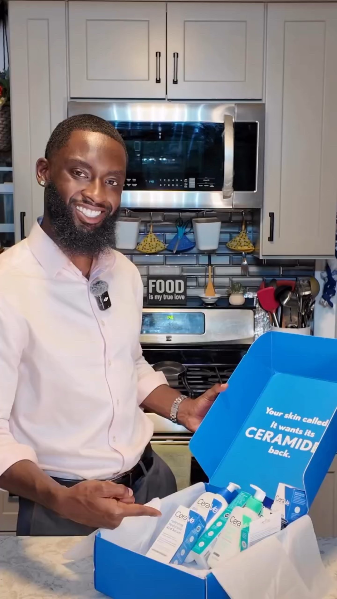 Alex x CeraVe 🤝🏿
Clear skin by CeraVe trusted by me 💙✨

What’s harder to stay consistent with? 🤔👀

consistency is key. Small routines lead to big results. Take care of your skin now, and it’ll thank you later. 
@cerave #giftedbycerave #cerave #explorepage #viral #hygiene #lifestyle #selfcare #menshygiene #hygienetips #hygieneessentials #selfcareformen #hygieneproducts #nightroutine #skincare #skincareroutine #skincareproducts