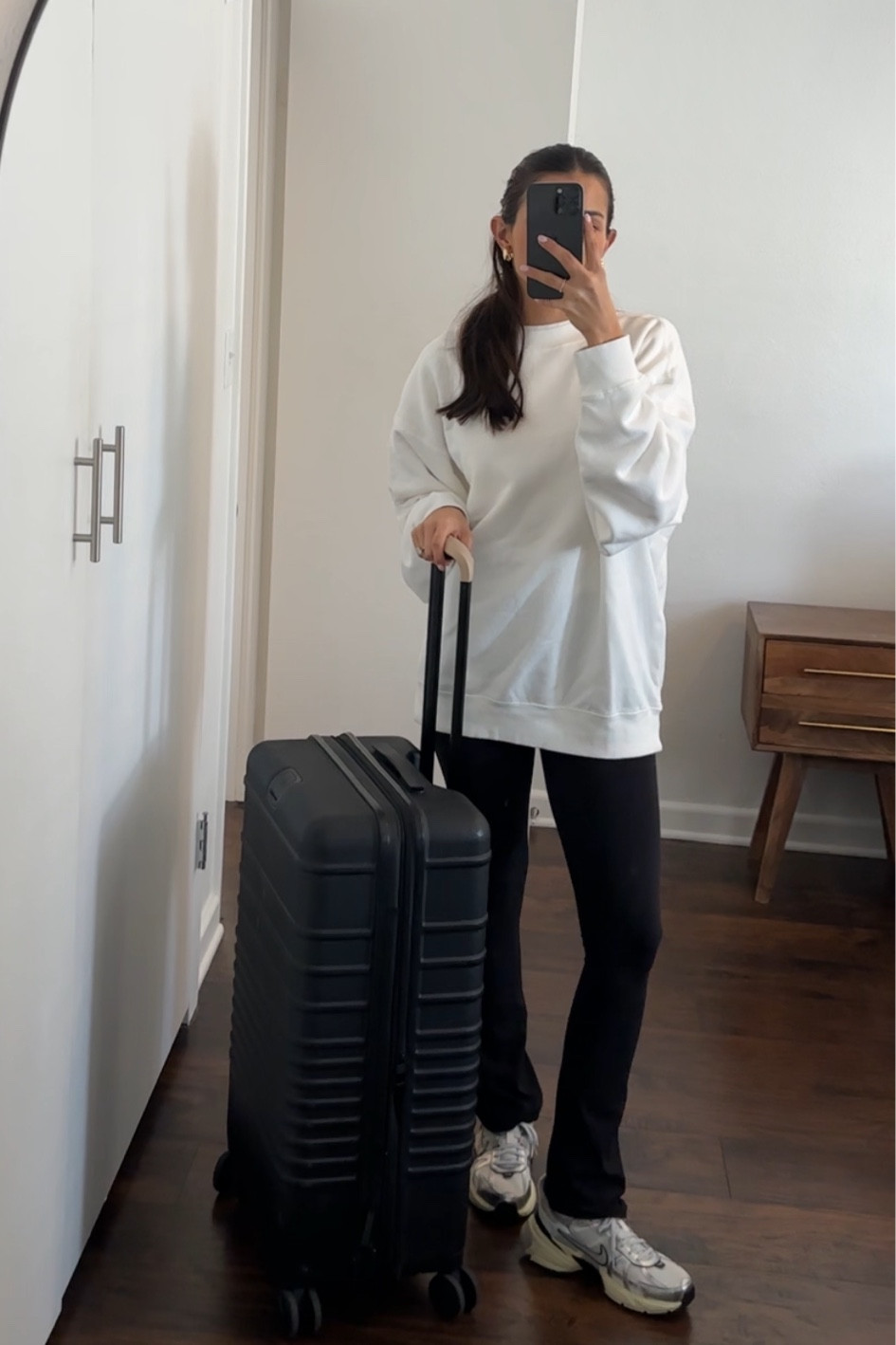 Elwood code: KAITLYN10 - wearing a size medium 🤍

#LTKfindsunder100 #LTKSeasonal #LTKtravel