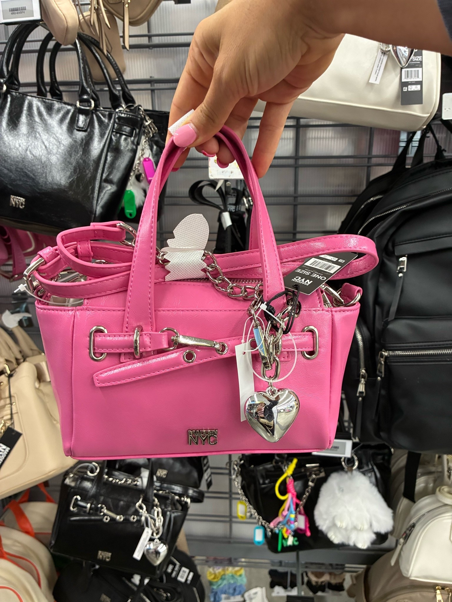 I love the color of this bag 😍

#LTKdayinmylife #LTKselfcare #LTKmomlife