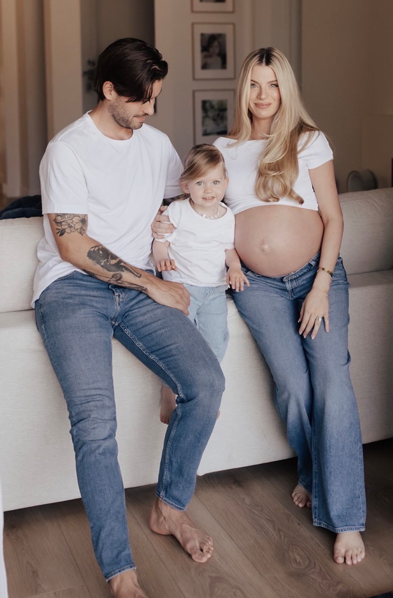My roundup of matching family outfits 🤍👖🔗

#LTKBump #LTKBaby #LTKMens