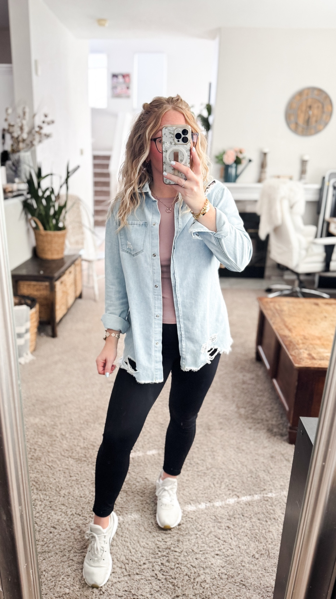 Casual outfit idea from amazon — distressed denim shirt, basic tee, leggings, and Nike sneakers 



Spring outfits 2026
Spring fashion 
Amazon spring outfit ideas 

#LTKPetite #LTKootd #LTKSaleAlert
