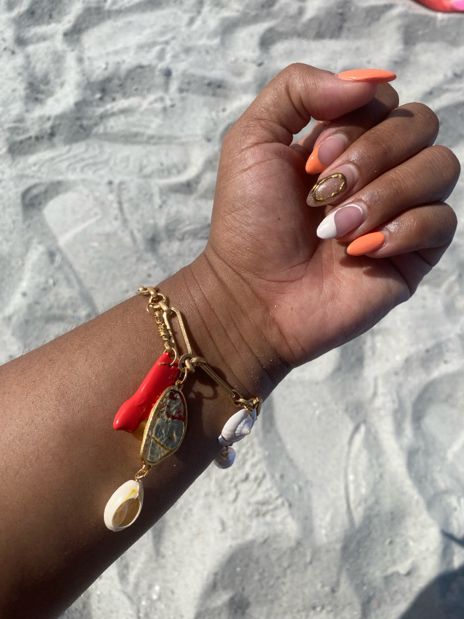 Sea Charm Bracelet dupe 😍🐚
It’s 19cm long!! Shop now!

#LTKStyleTip #LTKPlusSize #LTKTravel