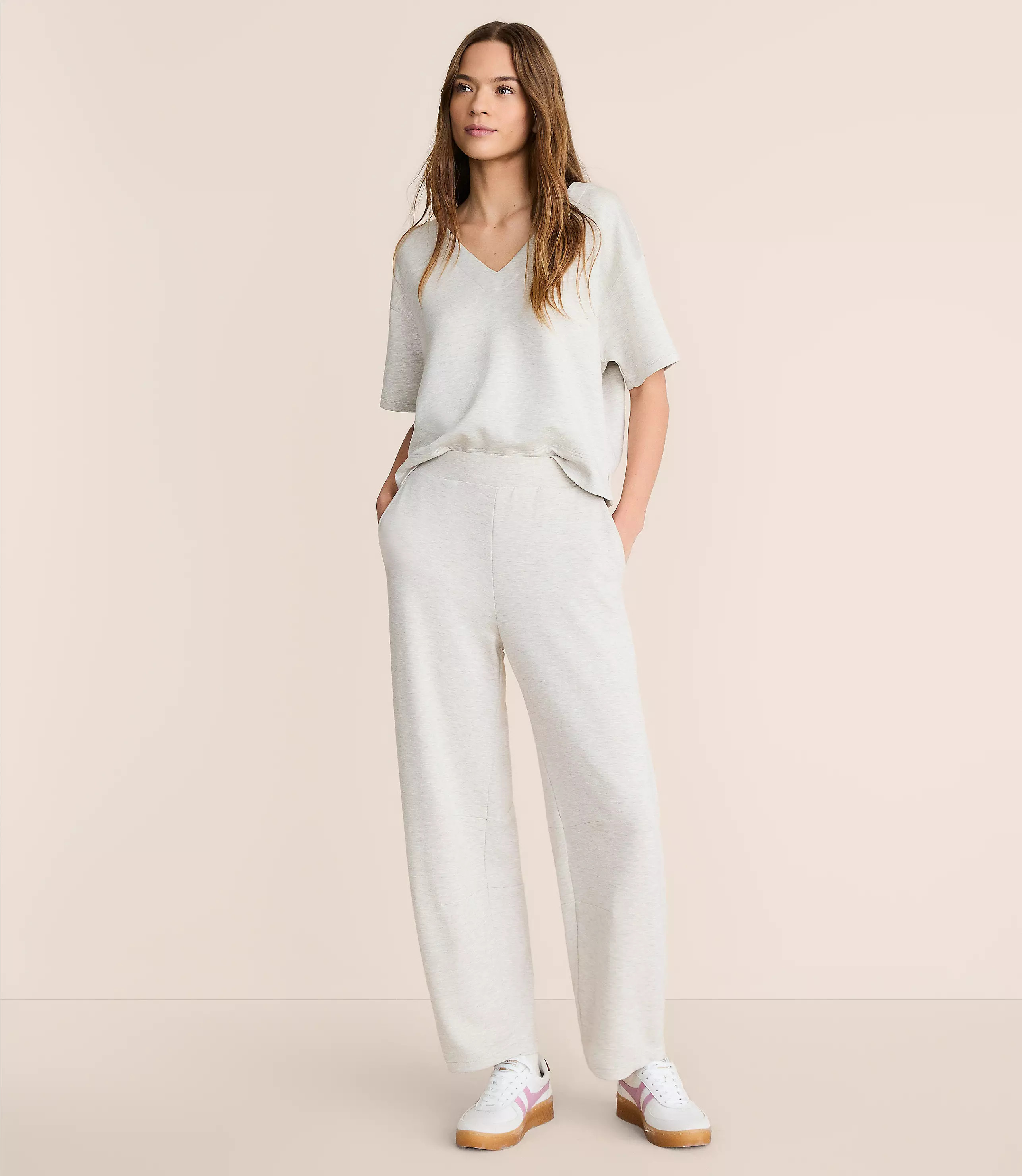 Lou & Grey Scubasoft Relaxed Taper Pants | LOFT