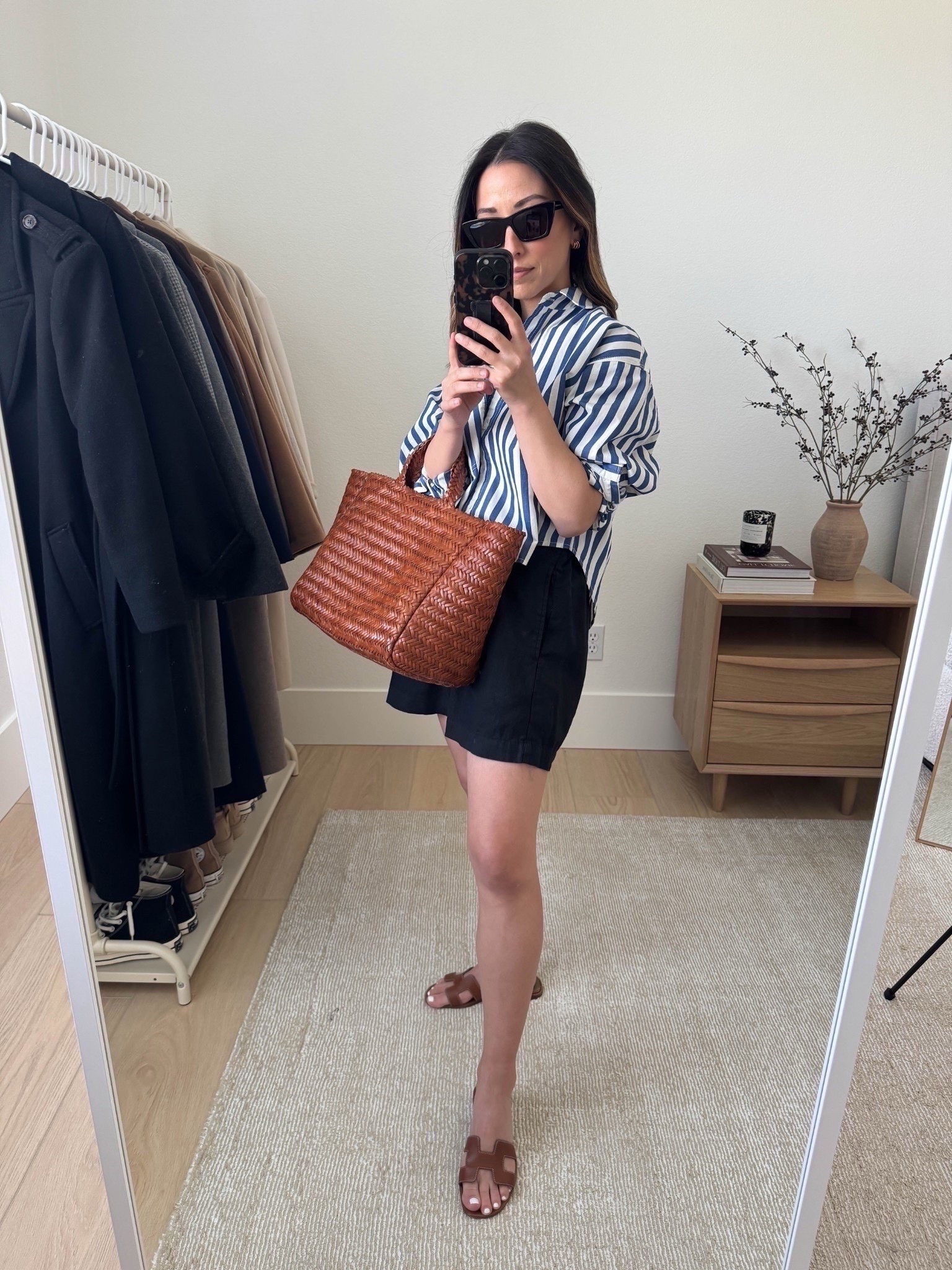 Love these J.crew cropped button downs. I have the denim, and stripe, and I need to snag the white. The xs fits roomy. 

J.Crew shirt xs
Madewell shorts xs (old, linked similar)
Hermes Oran sandals 35
Marea bag
YSL sunglasses

Summer outfits, summer style, petite style 



#LTKItBag #LTKPetite #LTKSaleAlert