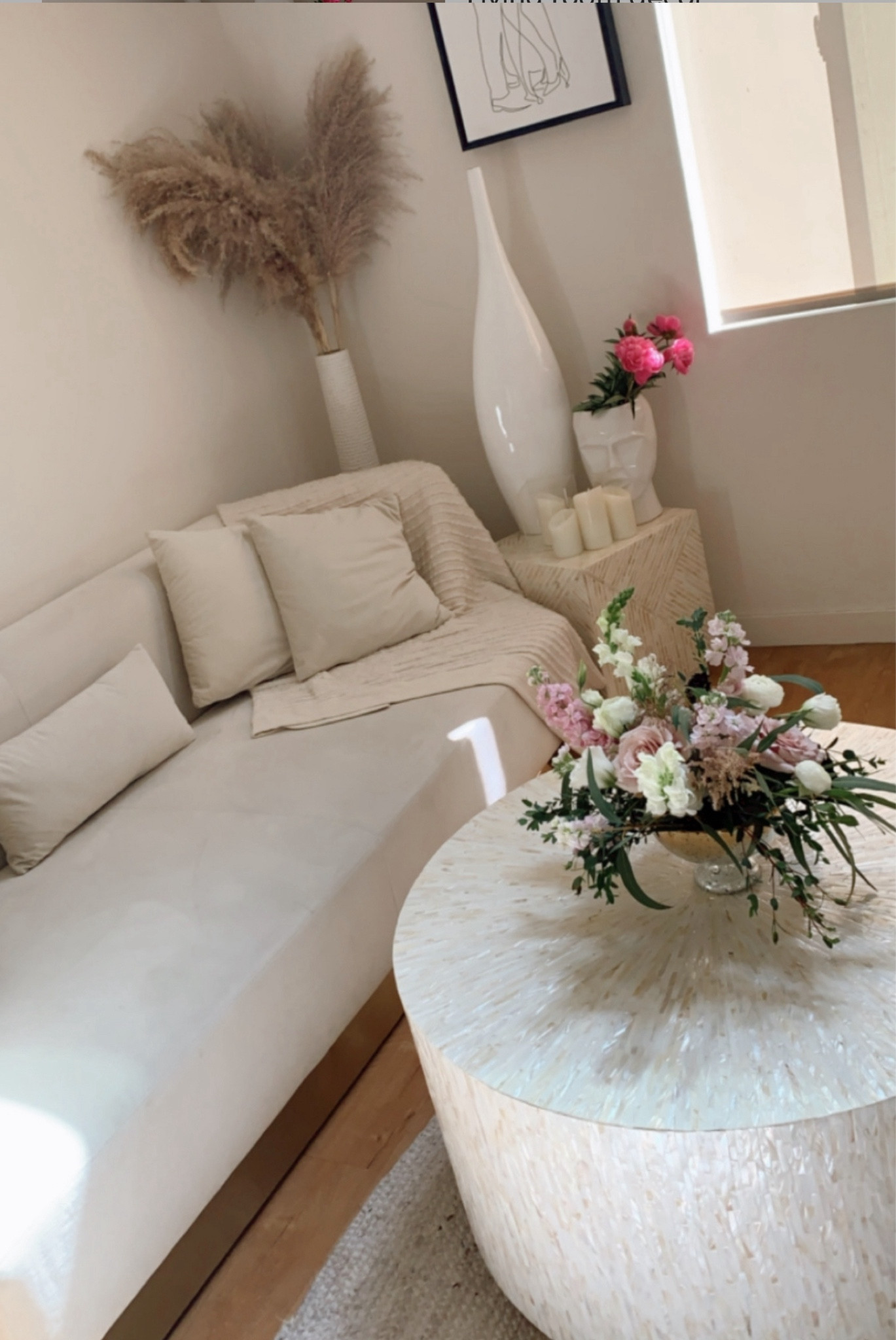 Coffee table 
Neutral home 
Round coffee table 
Living room 

#LTKHome #LTKStyleTip #LTKSeasonal