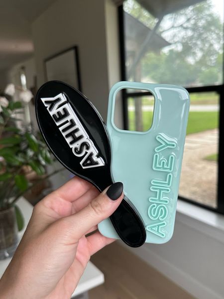 Baublebar is having a rare sale on their custom phone cases! Only $50 for a few most days!! Sale Ends soon! I also linked my custom brush.
These make the best gifts!!

#LTKSaleAlert #LTKStyleTip #LTKFindsUnder50