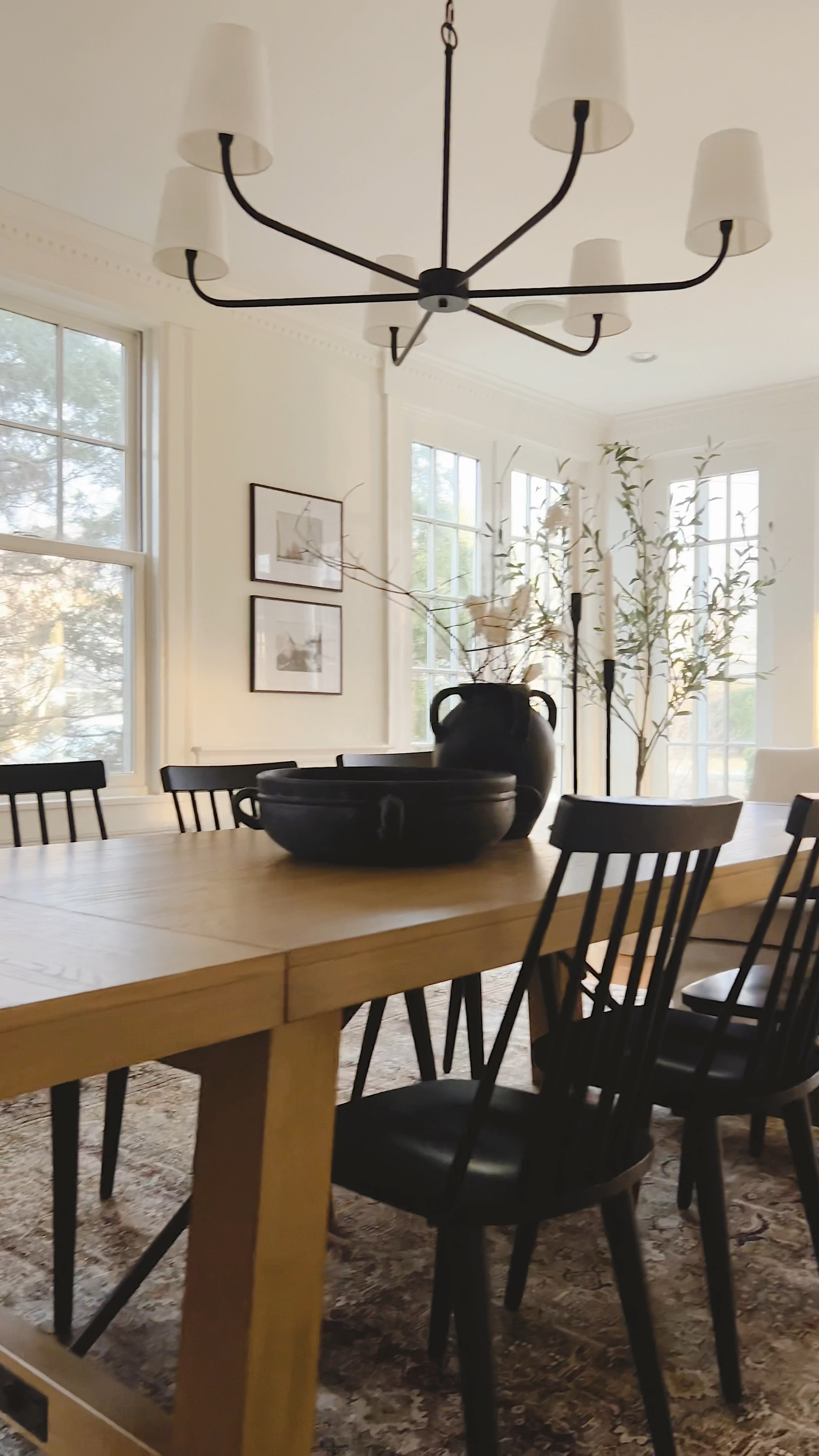 Dining Room decor! 

#LTKhome #LTKVideo #LTKstyletip