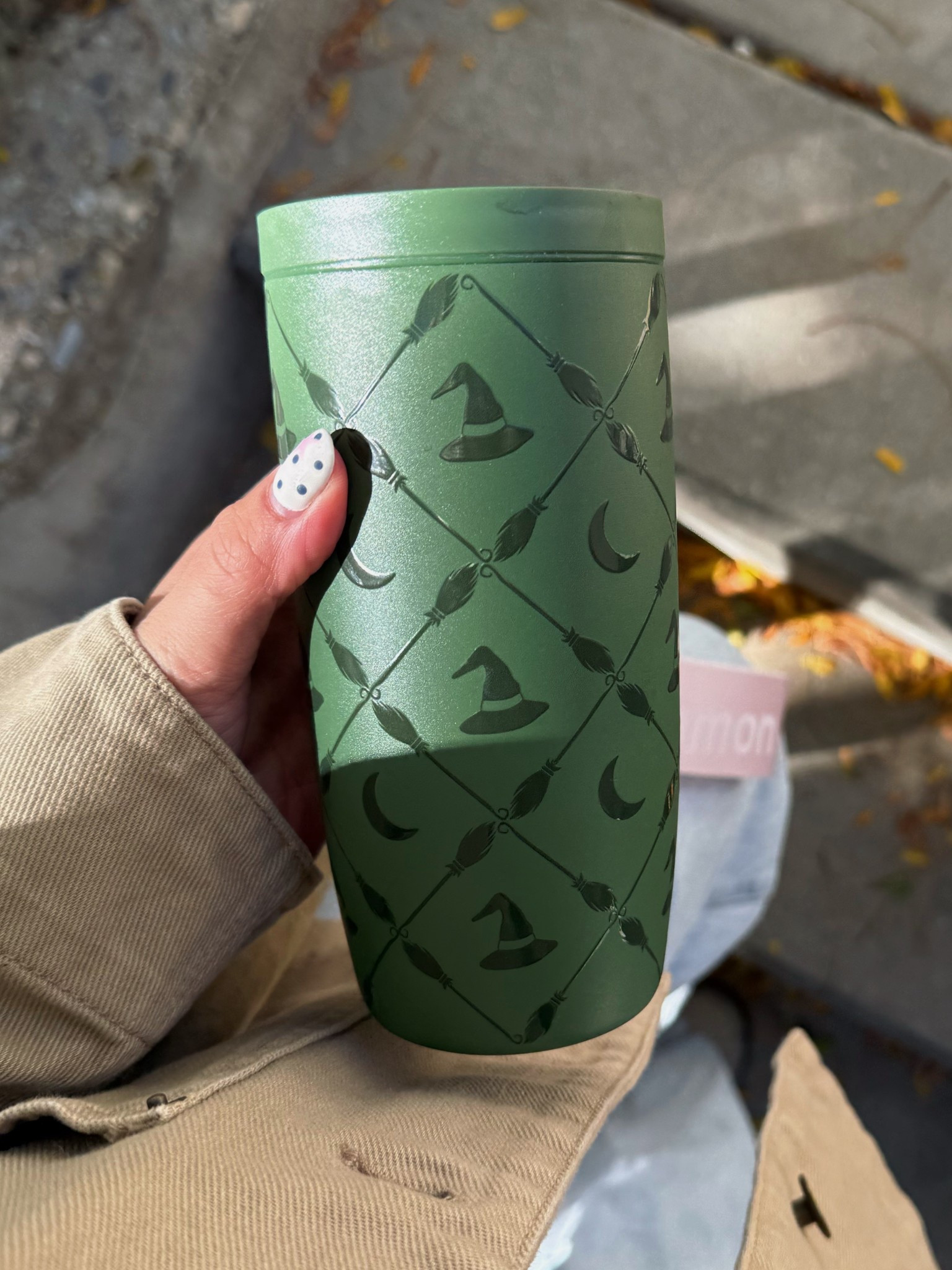 cutest fall cup! perfect for warm drinks 🫶🏼✨

#LTKHalloween #LTKFindsUnder50 #LTKSeasonal