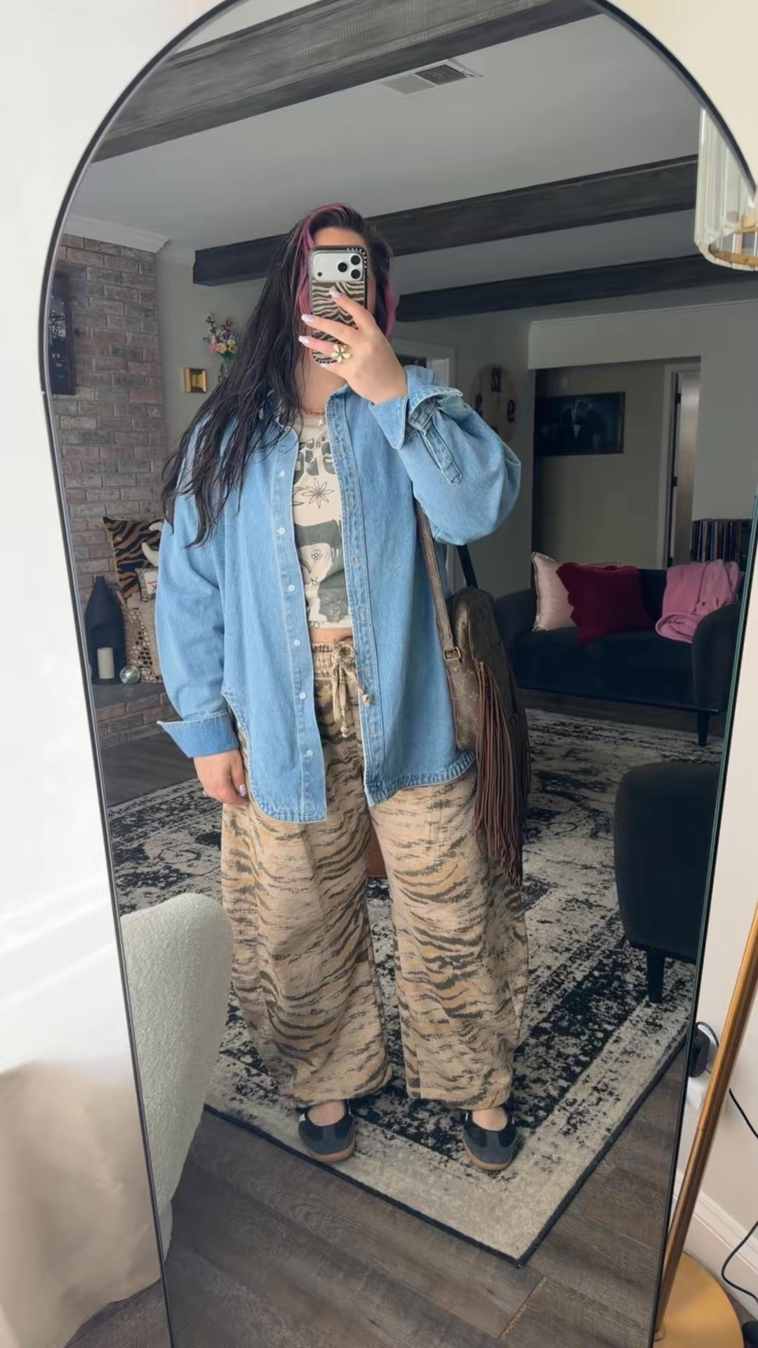 05.06.2026 🐅 
Necklace is 903beads. My Janis Joplin tee is old Daydreamer, I linked similar. My flower ring is Nizhoni Traders. Bag is VintageBohoBags that I got from their one of their sales ✨

#LTKootd #LTKdayinmylife #LTKMidsize