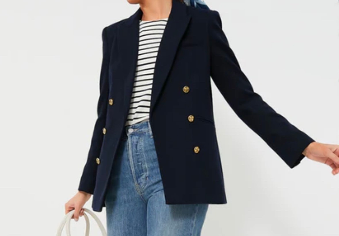 Navy blazer and a striped tee- such chic French girl style...

#LTKWorkwear #LTKOver40 #LTKdayinmylife
