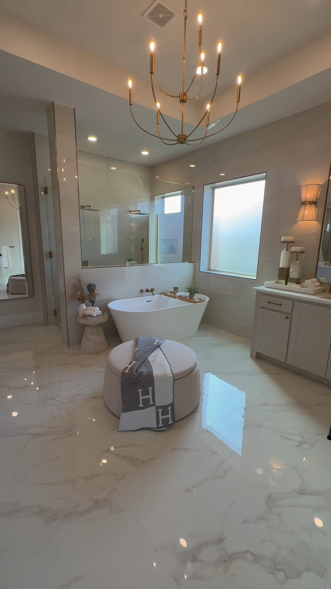 Some fixture shares from this incredible primary bath 🛁🫧

#LTKHome