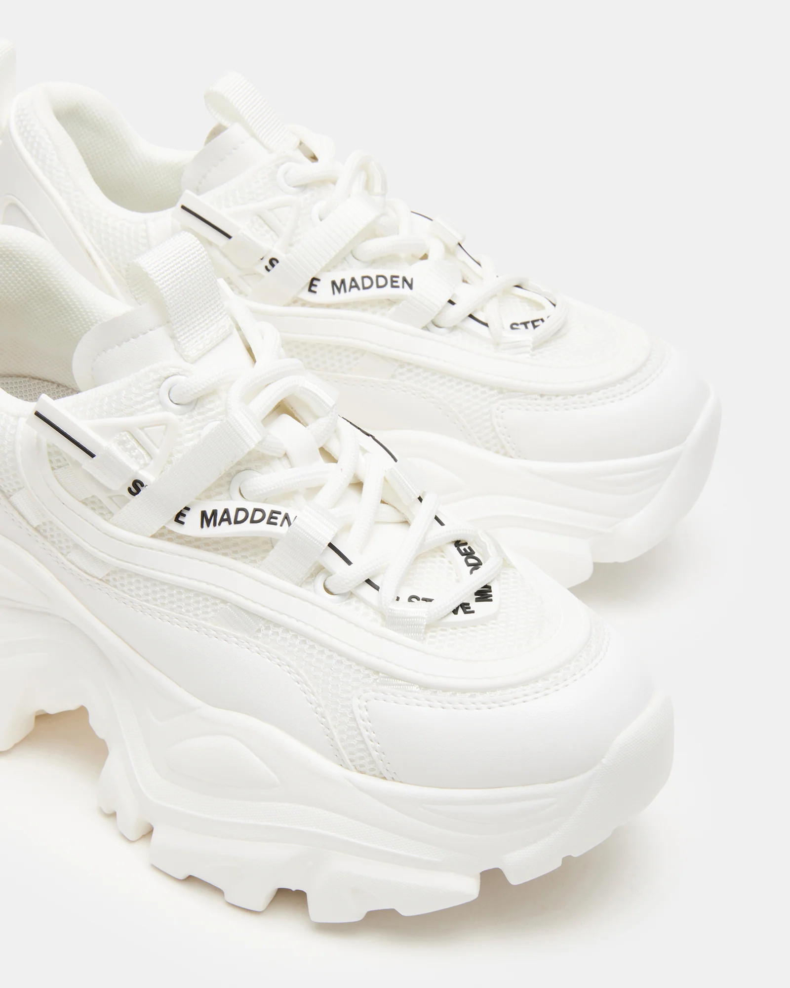 RECOUPE White Women's Chunky Platform Low-Top Sneaker | Steve Madden (US)