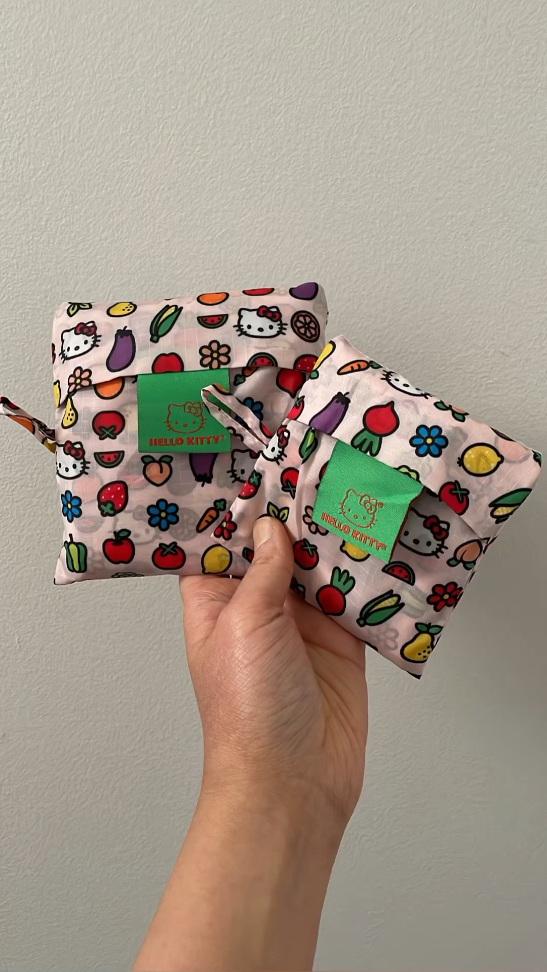 Baggu x Hello Kitty

Hello Kitty Icons print - I just noticed the baby size is in stock in this print!

Reusable tote shopping bag



#LTKGiftGuide #LTKfindsunder50 #LTKitbag