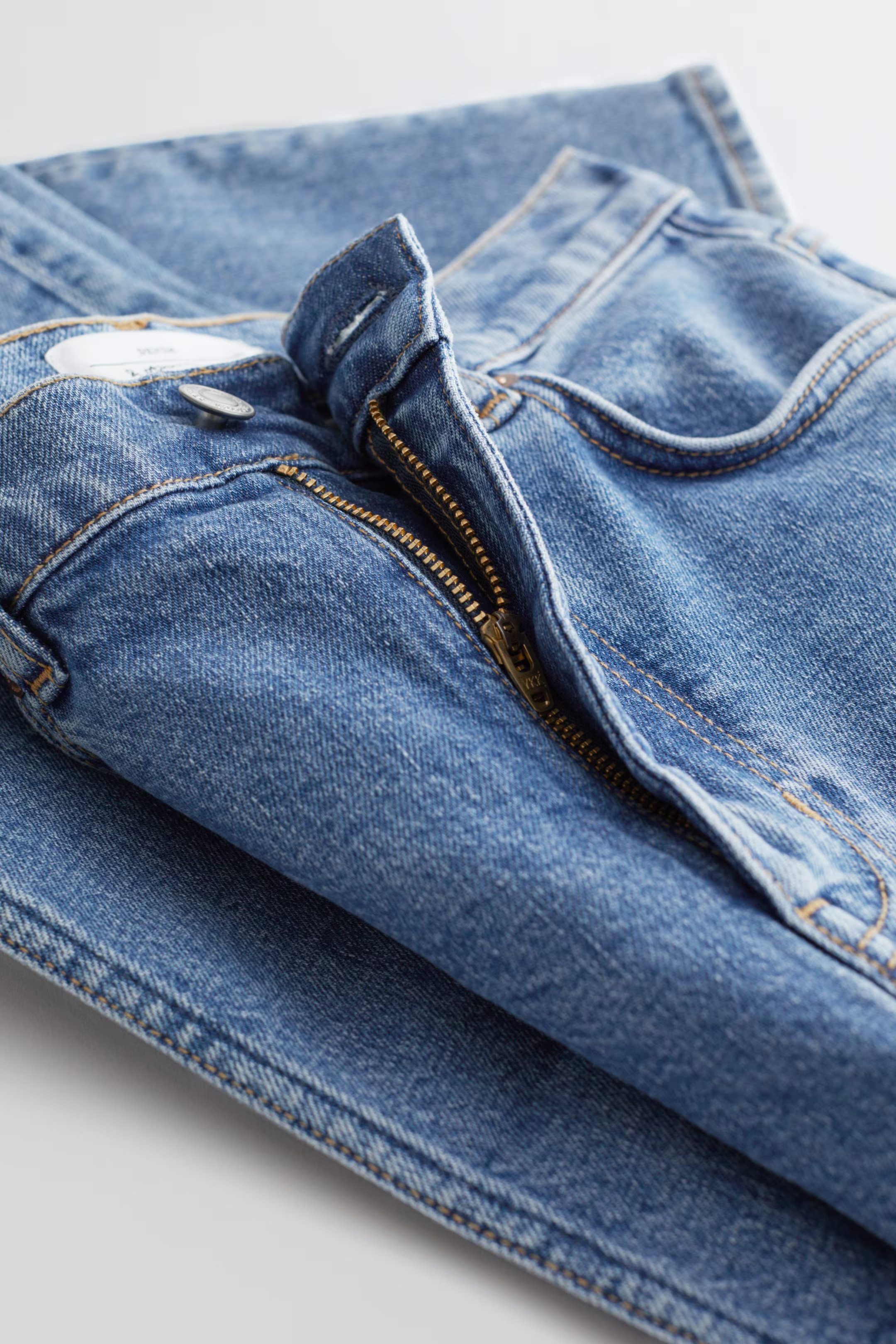 Slim Jeans | H&M (UK, MY, IN, SG, PH, TW, HK)