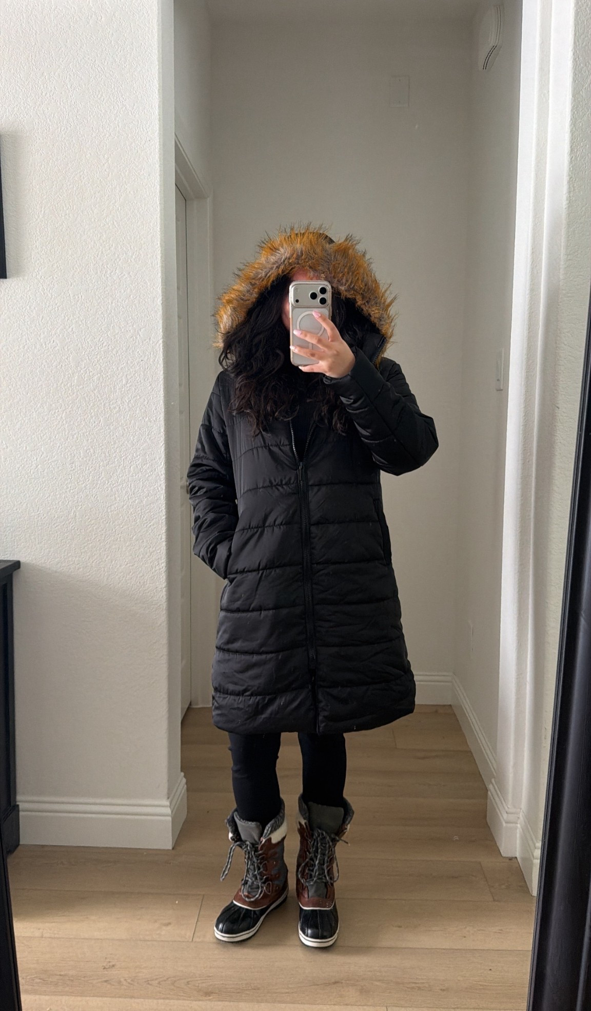 The perfect outfit for the snow or freezing weather ❄️ #amazon #winterfashion #winteroutfitinspo

#LTKTravel #LTKPetite #LTKBeauty
