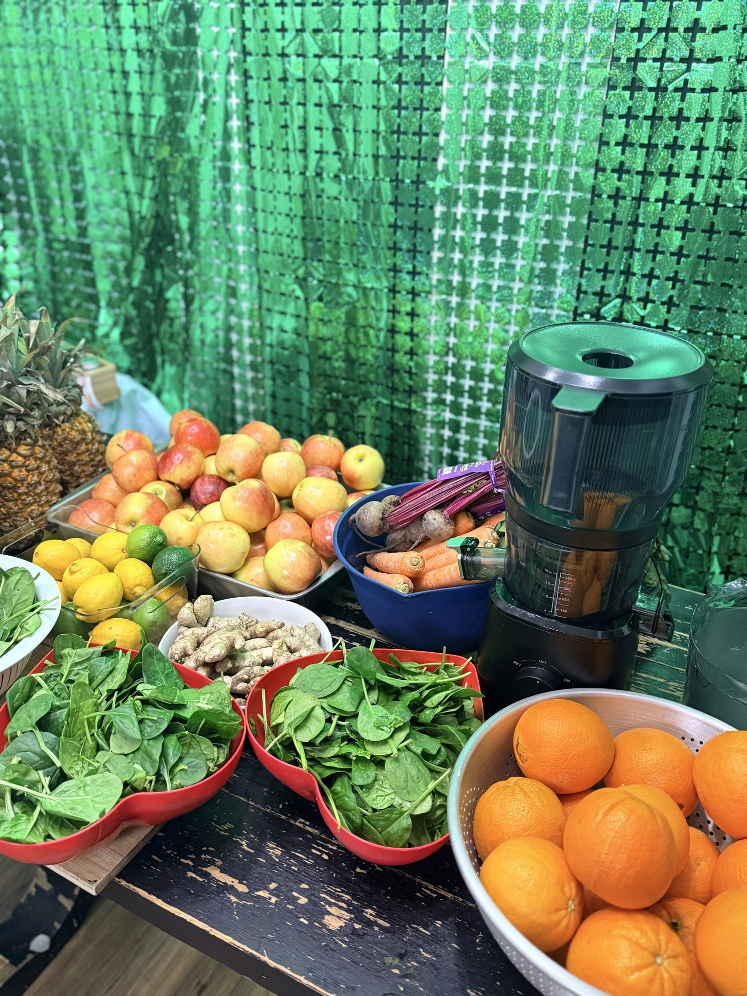 Still the best juicer yet 🥕💚
Easy to use, powerful, and makes staying consistent with fresh juice feel effortless.
I linked the juicer I swear by on LTK because this one truly supports real-life health goals.

#bestjuicer #juicerlife #wellnessroutine #healthyhabits #freshjuiceathome #LTKhome #LTKfinds #LTKsale #shoppingfavorites #onlineshopping #healthinvestment #ShoppingWithPriiincesss #Atlantamom #AtlantaCreator #Atlantacontentcreators


#LTKfoodie #LTKHome #LTKselfcare