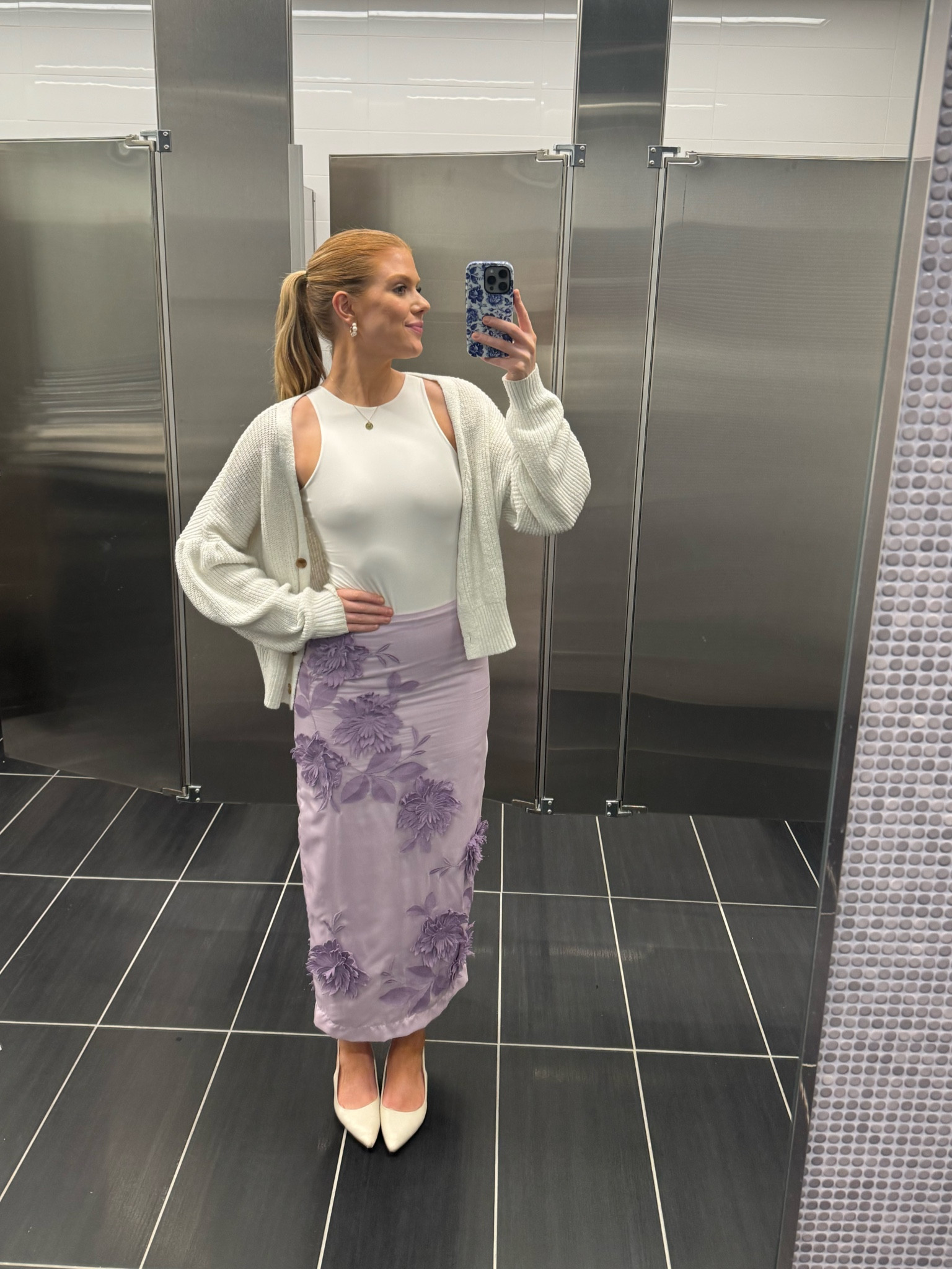 Perfect floral skirt for spring! 

#LTKSeasonal #LTKStyleTip #LTKWorkwear