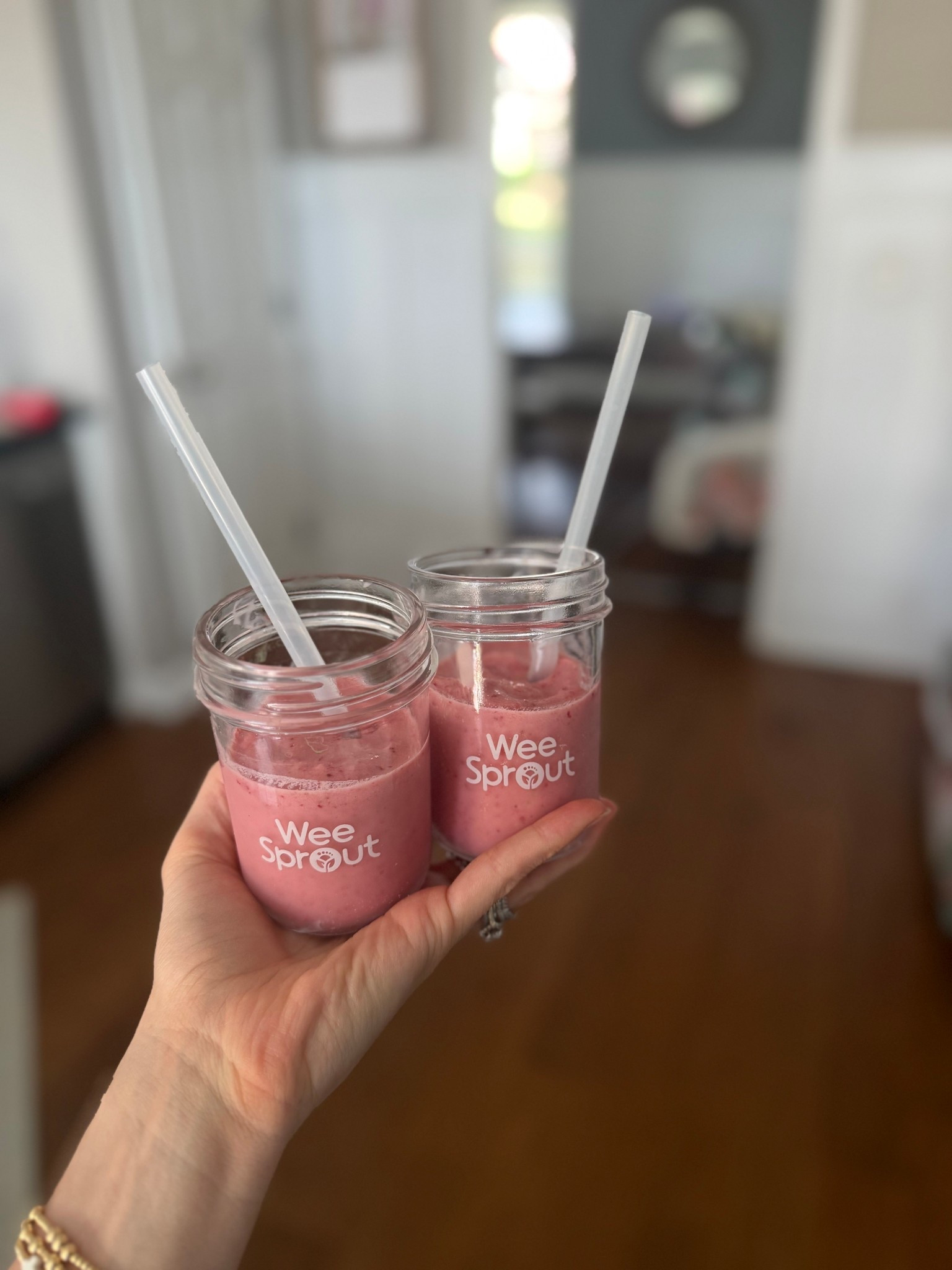 Nothing like a little smoothie packed with fat, antioxidants, and protein ❤️👌🏻 

#LTKBaby #LTKBump #LTKKids