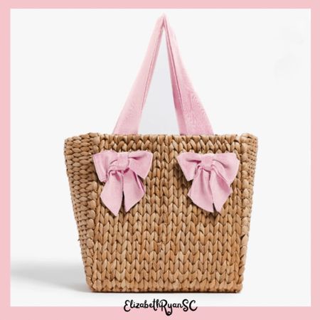 I’m loving the Pamela Munson x Atlantic-Pacific fall 2022 collab! The Isla Bahia tote has been dressed up with grosgrain bows and I’m obsessed! I attached all my favorites from their fall drop!
#ltkitbag
Straw Tote Bag
Oversized Tote
Pink Bag
Beach Bag


#LTKtravel #LTKswim #LTKstyletip