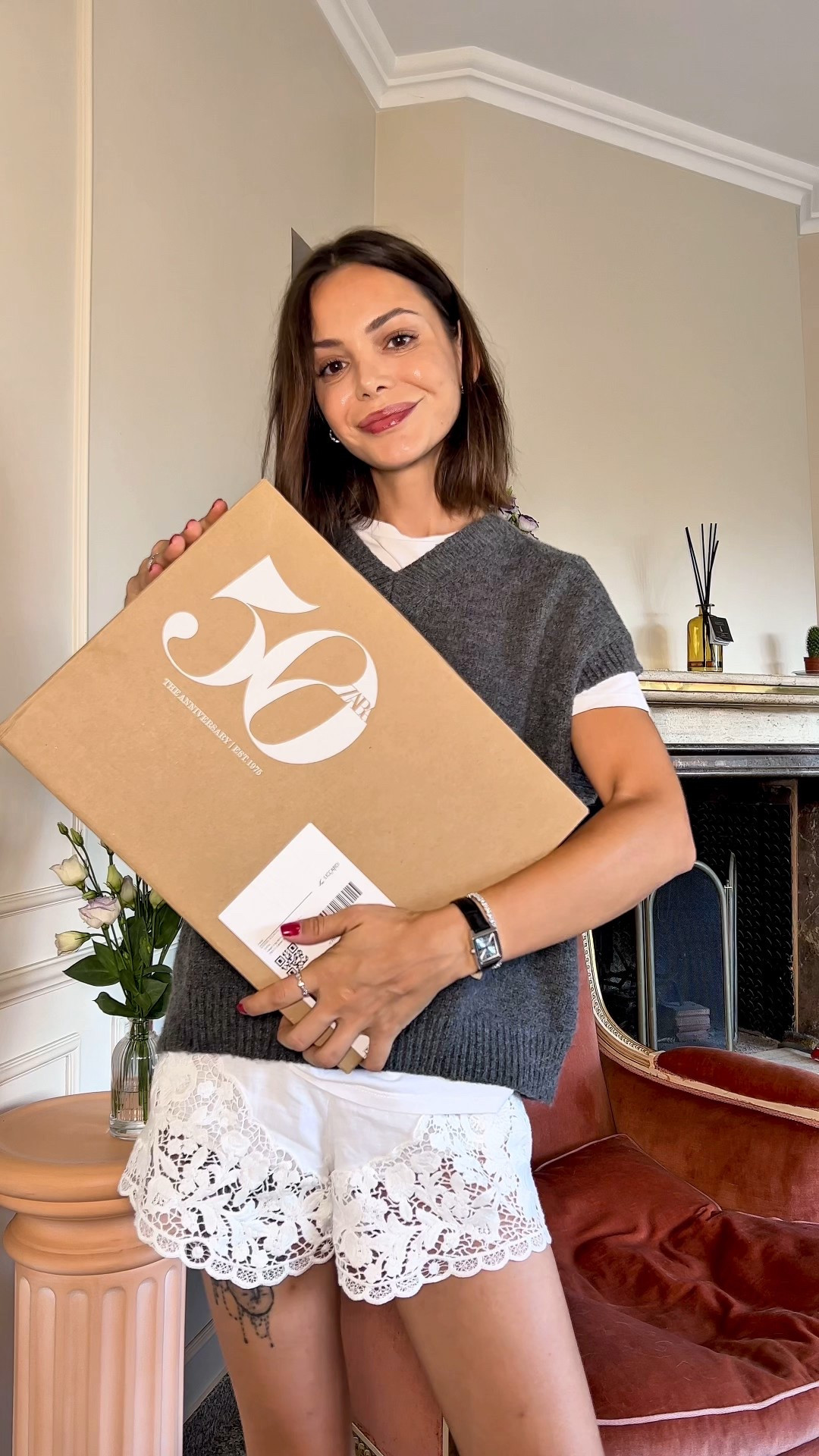 Unboxing the viral Zara suede bomber

#LTKautumn #LTKeurope #LTKstyletip