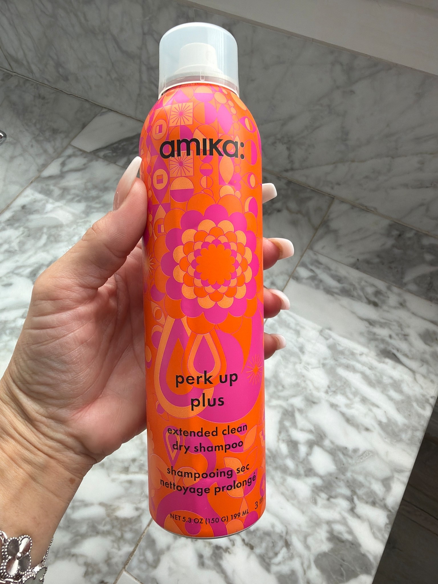 If you have oily roots but still want volume — this is THAT dry shampoo 🙌✨ It actually refreshes my hair without leaving it heavy or chalky, and gives that clean, just-washed bounce in seconds. Perfect for busy mornings or extending your blowout an extra day (or two 👀).



#LTKBeauty #LTKselfcare #LTKmorningroutine