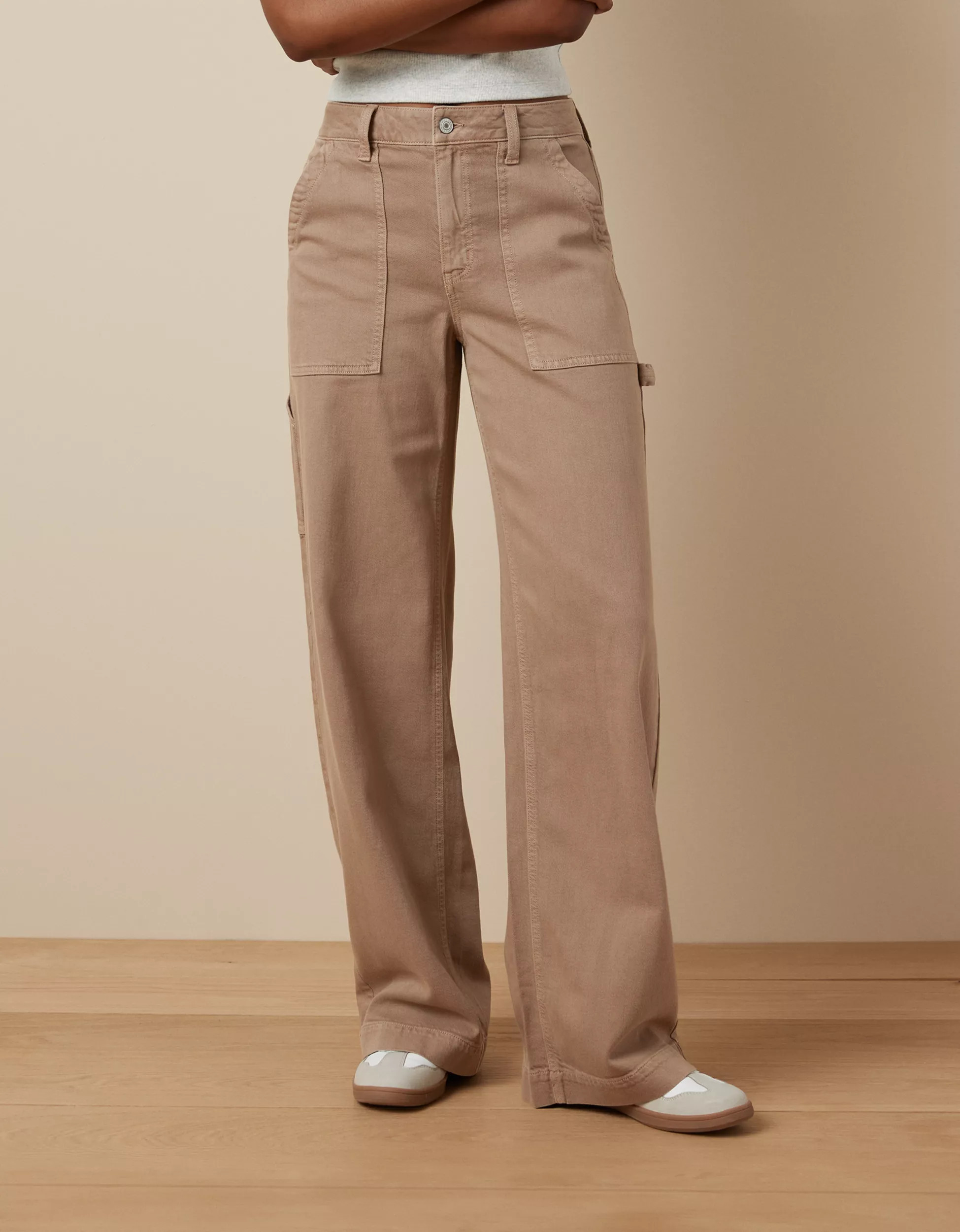 AE Dreamy Drape Woven Super High-Waisted Baggy Wide-Leg Pant | American Eagle Outfitters (US & CA)
