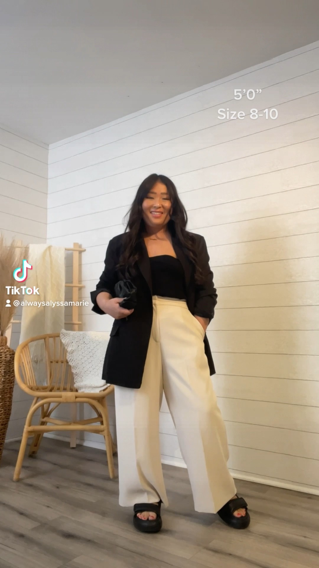 I linked similar items for you! These are definitely closet staples and are great pieces to have in your capsule wardrobe. 