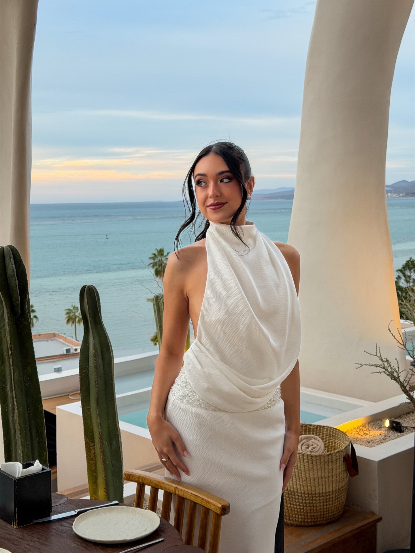 sunset dinner 🌅 

My bachelorette trip to La Paz was amazing! It was my first time in La Paz and I loved it, it’s beautiful. The food is delicious! I highly recommend visiting. It’s only a 2 hour flight from LAX 

Dress: @babyboofashion 

#bacheloretteweekend #bacheloretteoutfit #whitemaxidress #openbackdress #haltertop