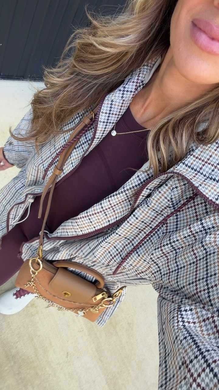 My OOTD 
Sz medium eveeythangggg
@oldnavy 
@gapstyle

#LTKootd #LTKgrwm #LTKOver40