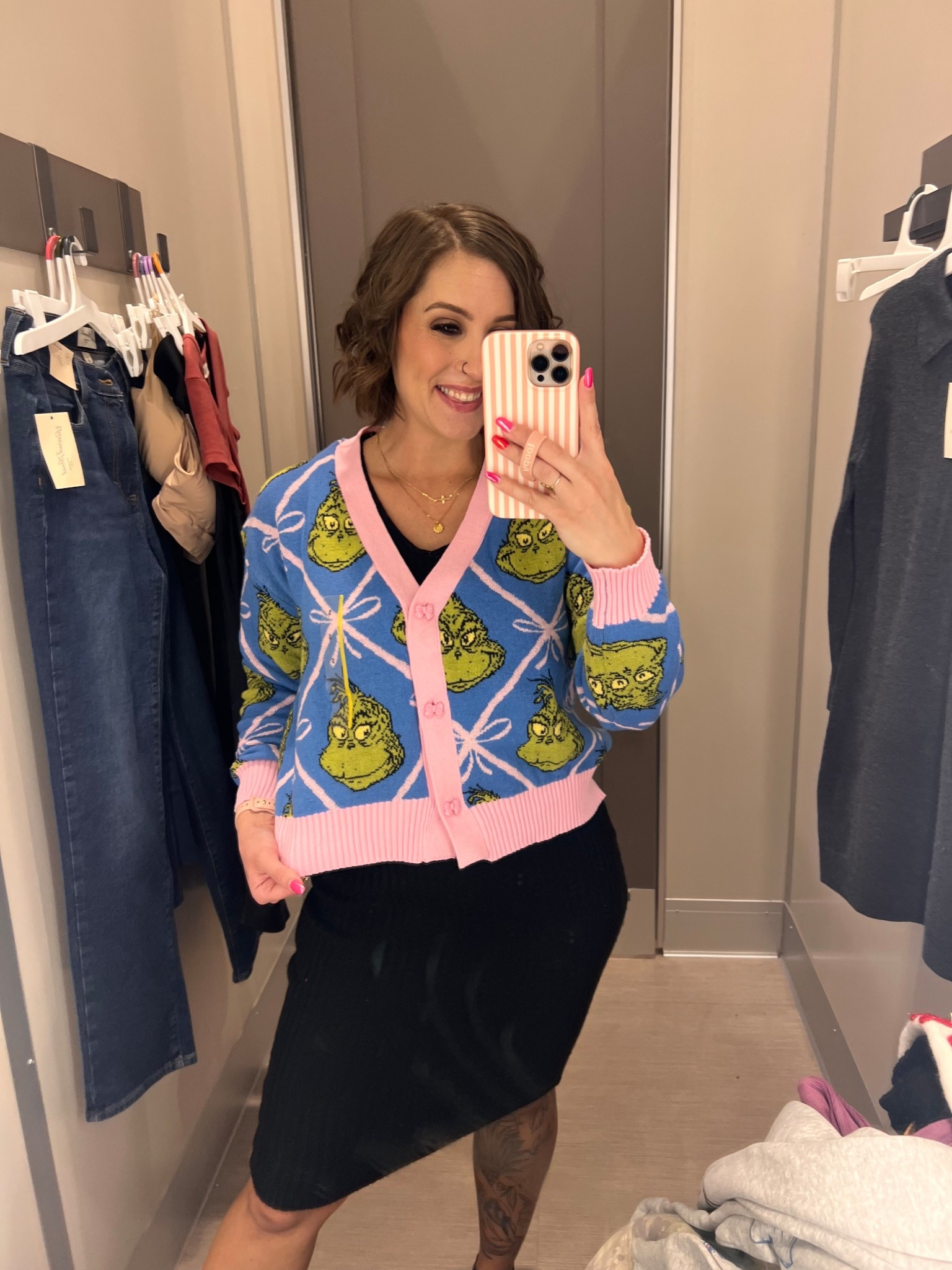 Yall this sweater 😍😍😍. So soft and has pink bow buttons! I’m wearing a small. 


The grinch, how the grinch stole Christmas, Christmas, Christmas outfit, Christmas sweater, grinch sweatshirt, target finds, Alicia Bice, does it come in pink blog 

#LTKFindsUnder50 #LTKSeasonal #LTKHoliday