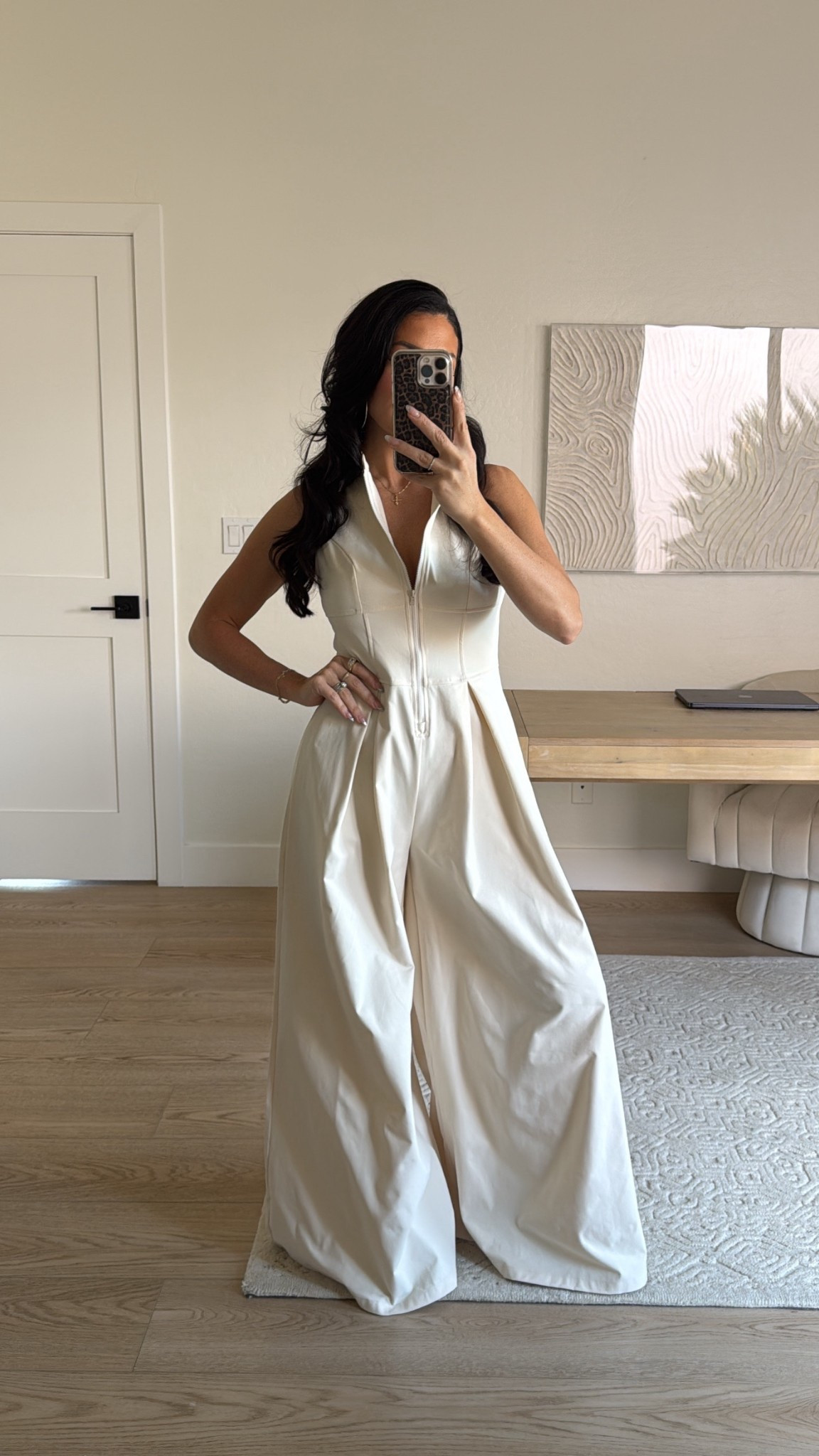 This Amazon jumpsuit! Wow!! I’m in a size small. I might size down to see if it’s a little snugger 

Amazon finds 
Wide leg 
Jumpsuit 


#LTKootd #LTKSeasonal #LTKgrwm