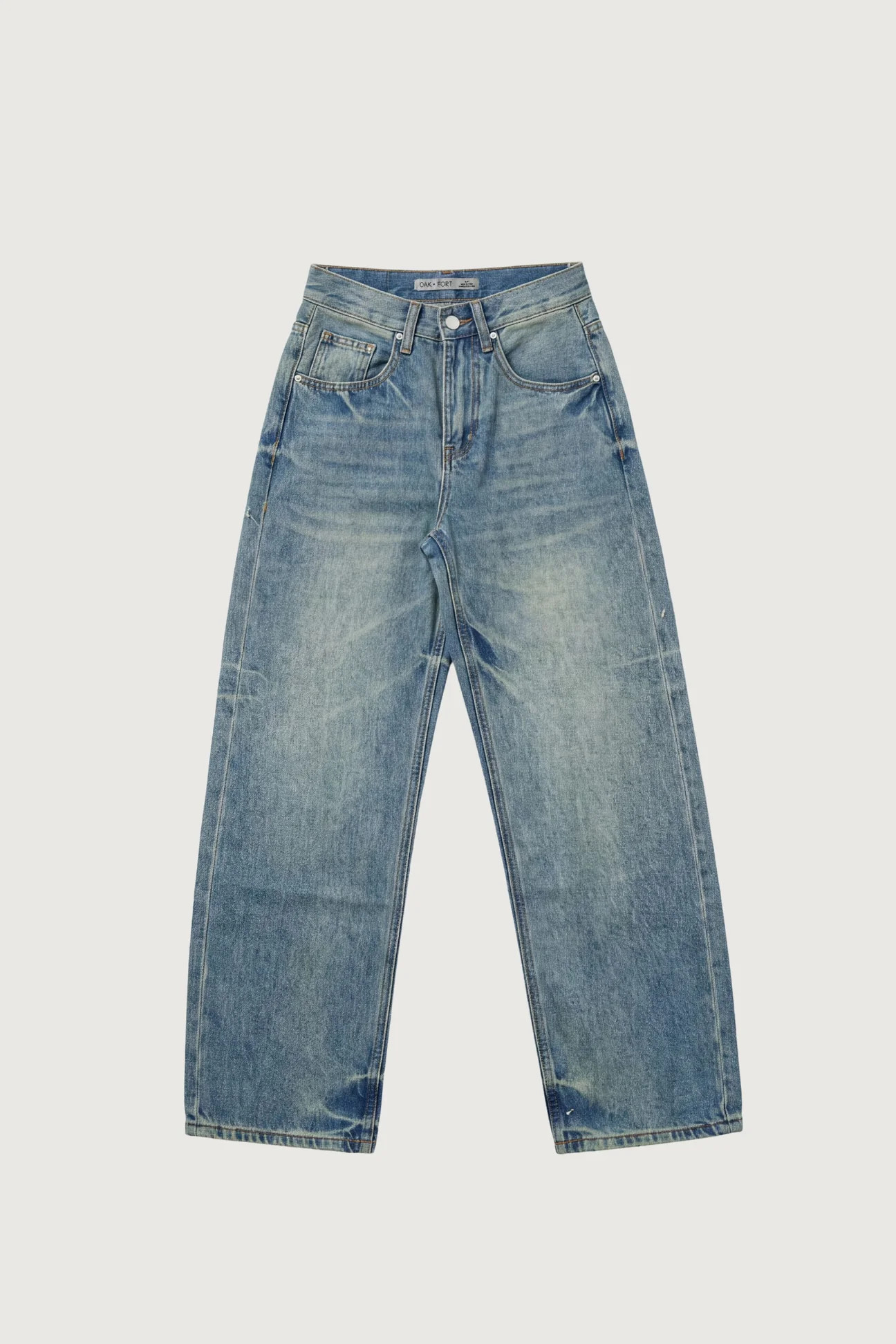 VINTAGE WASH MID-RISE BARREL LEG JEAN | OAK + FORT