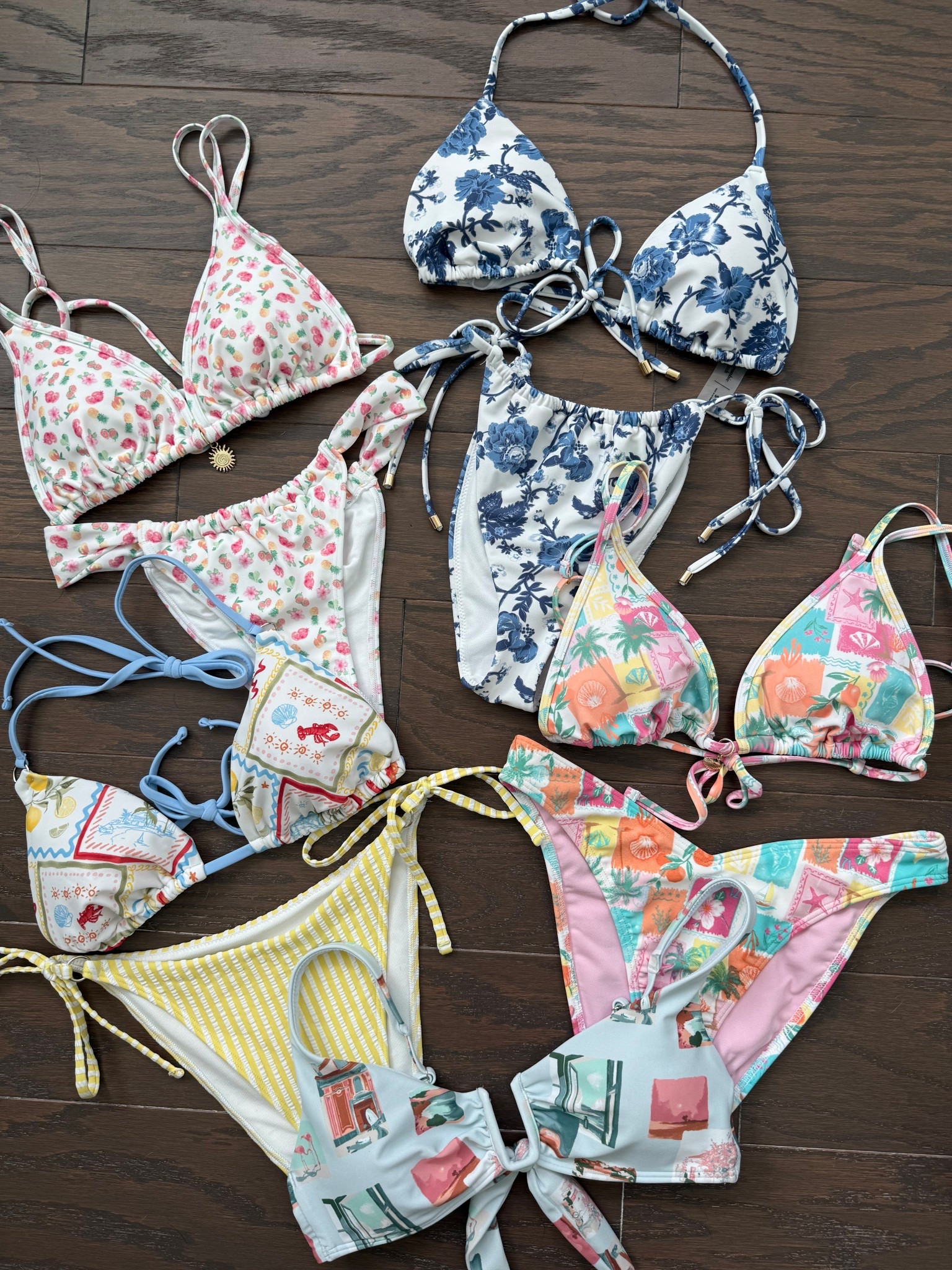 the CUTEST summer bikinis with the most beautiful prints… I’m obsessed ☀️👙🏝️