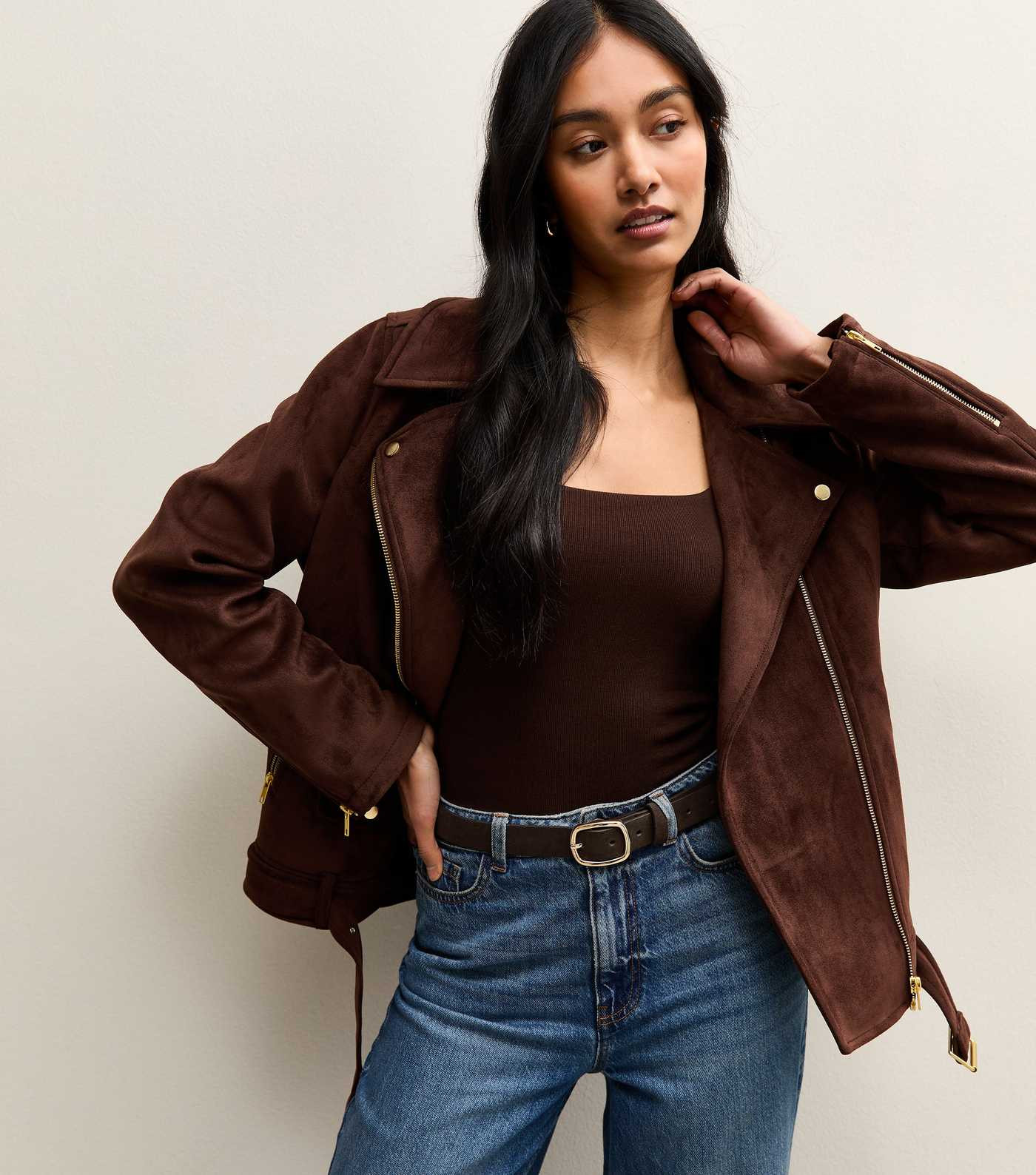 Dark Brown Real Suede Rectangle Buckle Belt | New Look | New Look (UK)