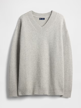 CashSoft Oversized V-Neck Sweater | Gap (US)