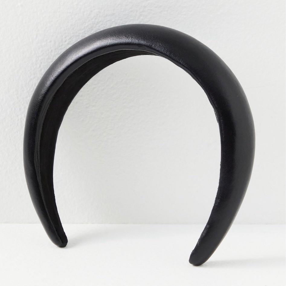 Padded headband, black headband, hair accessories, headband 

#LTKstyletip #LTKbeauty #LTKHoliday